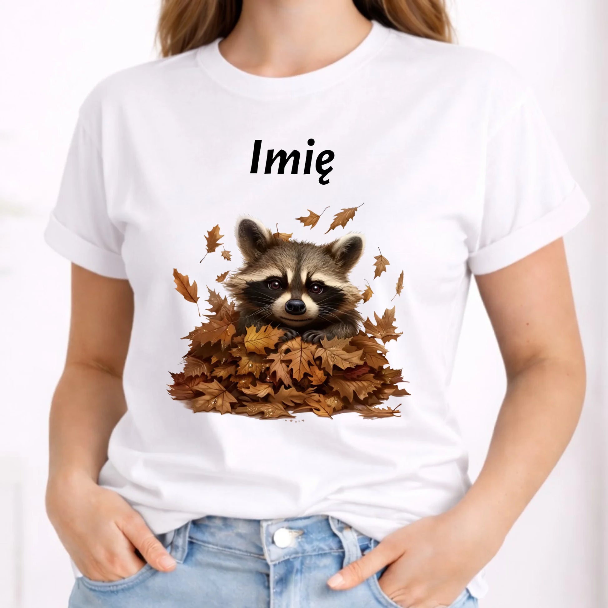 Koszulka damska jesienna - Szop w liściach - personalizowana JS24 - StoryCups.pl