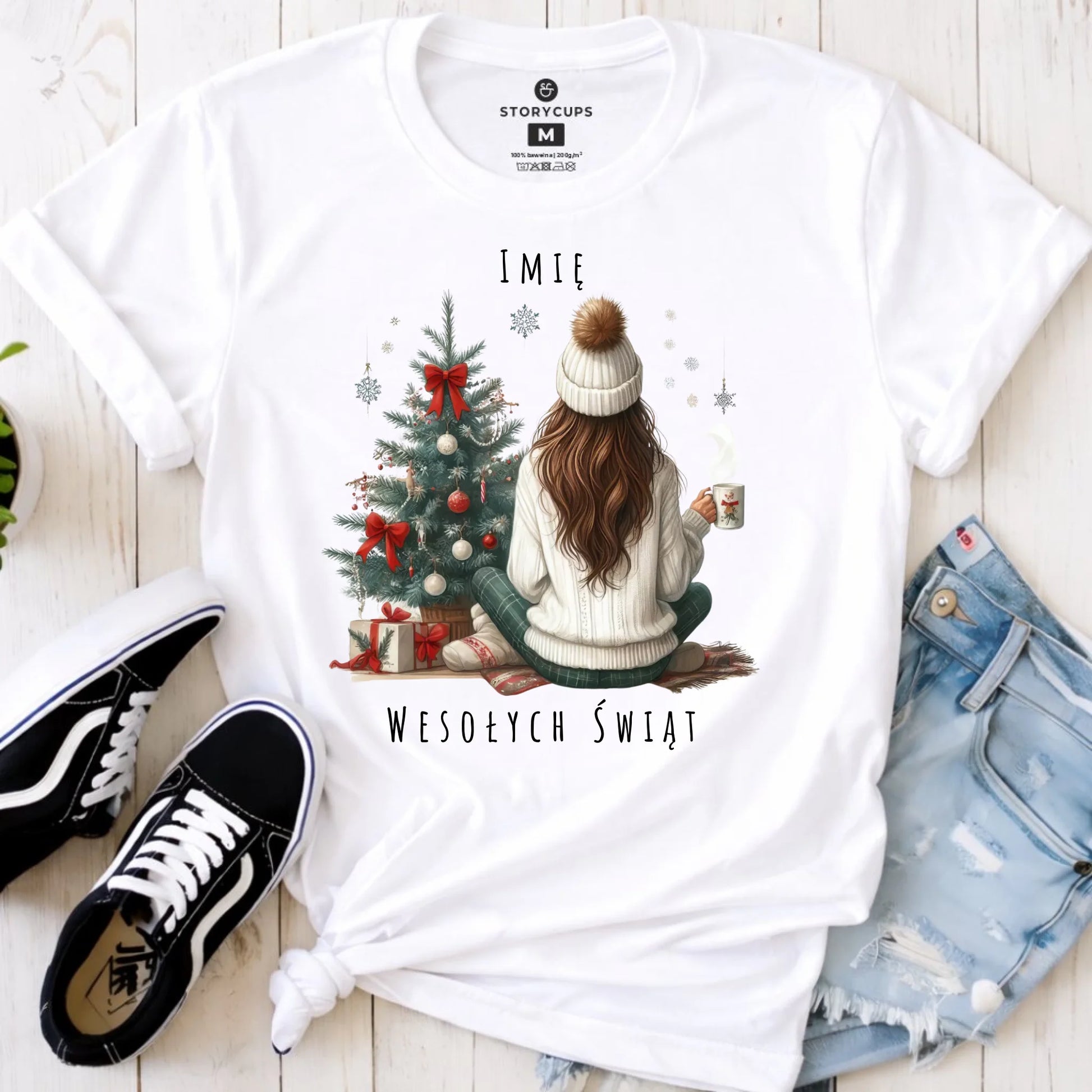 Koszulka damska świąteczna - Dziewczyna przy choince - personalizowana BN15 - StoryCups.pl