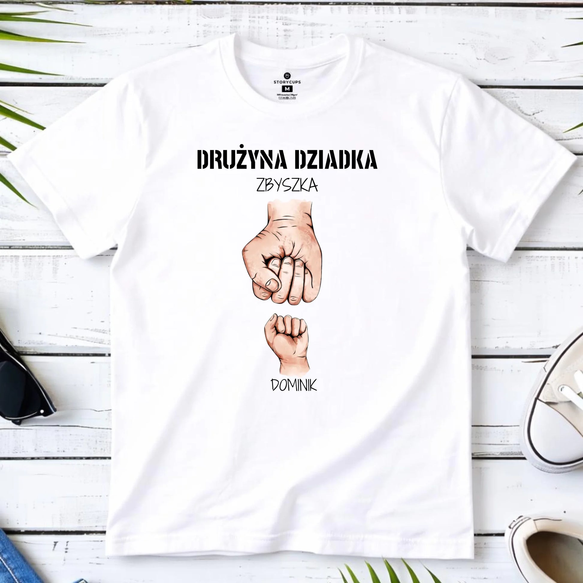 Koszulka dla dziadka - Drużyna dziadka 1-6 imion wnuków - personalizowana D07 - StoryCups.pl