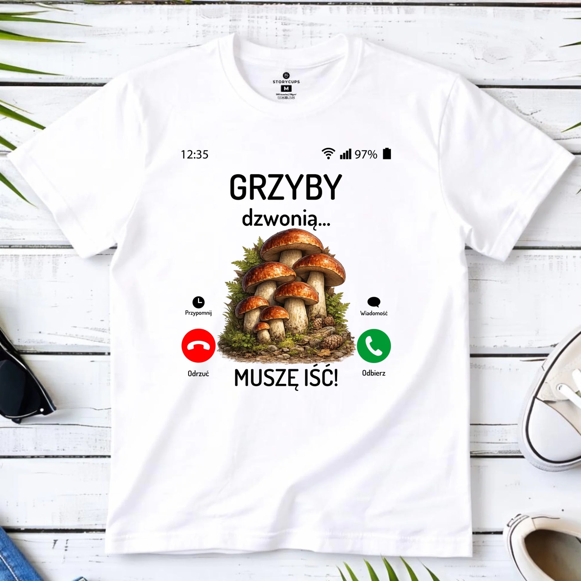 Koszulka dla dziadka grzybiarza - Grzyby dzwonią muszę iść D36 - StoryCups.pl