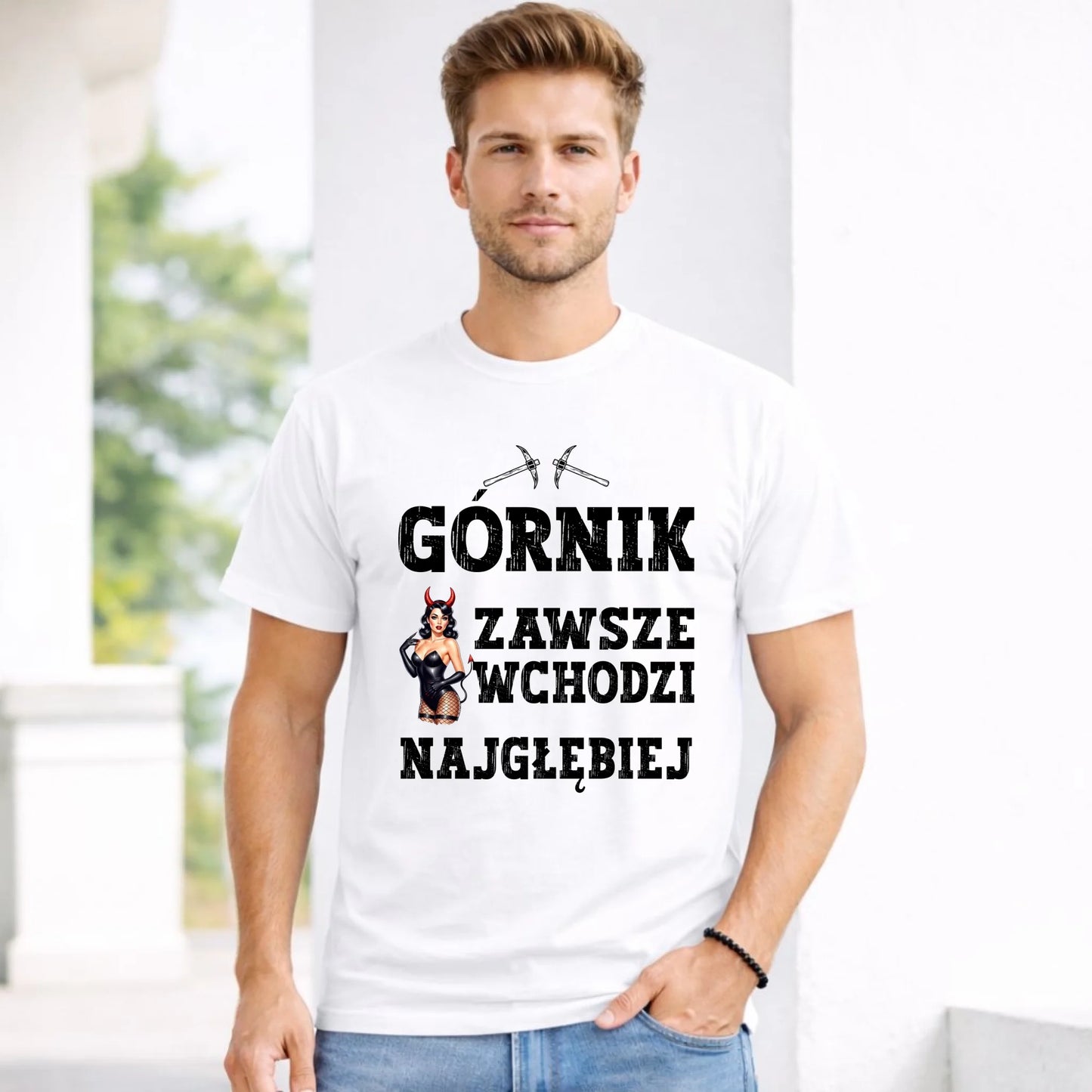 Koszulka męska - prezent dla górnika - Górnik zawsze wchodzi najgłębiej G22