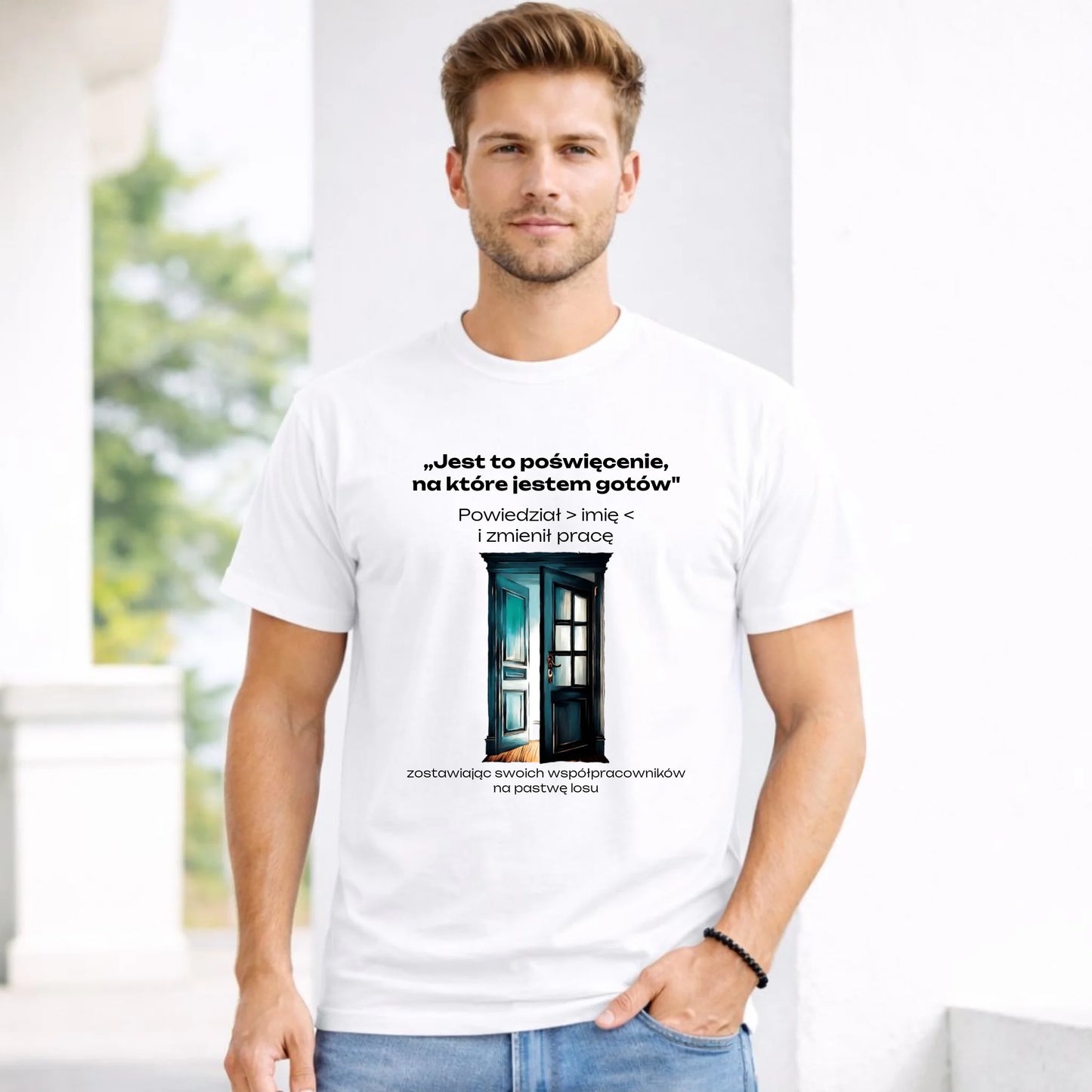 Koszulka męska na odejście z pracy - Poświęcenie, na które jestem gotów - personalizowana OP02