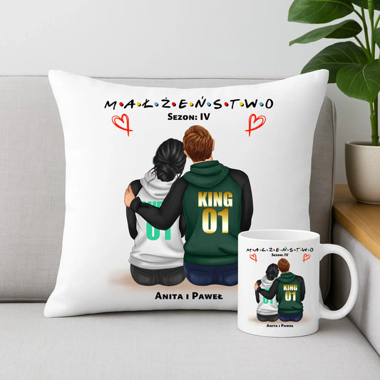 Zestaw poduszka i kubek dla par - Małżeństwo Sezon - personalizowany W05 - StoryCups.pl