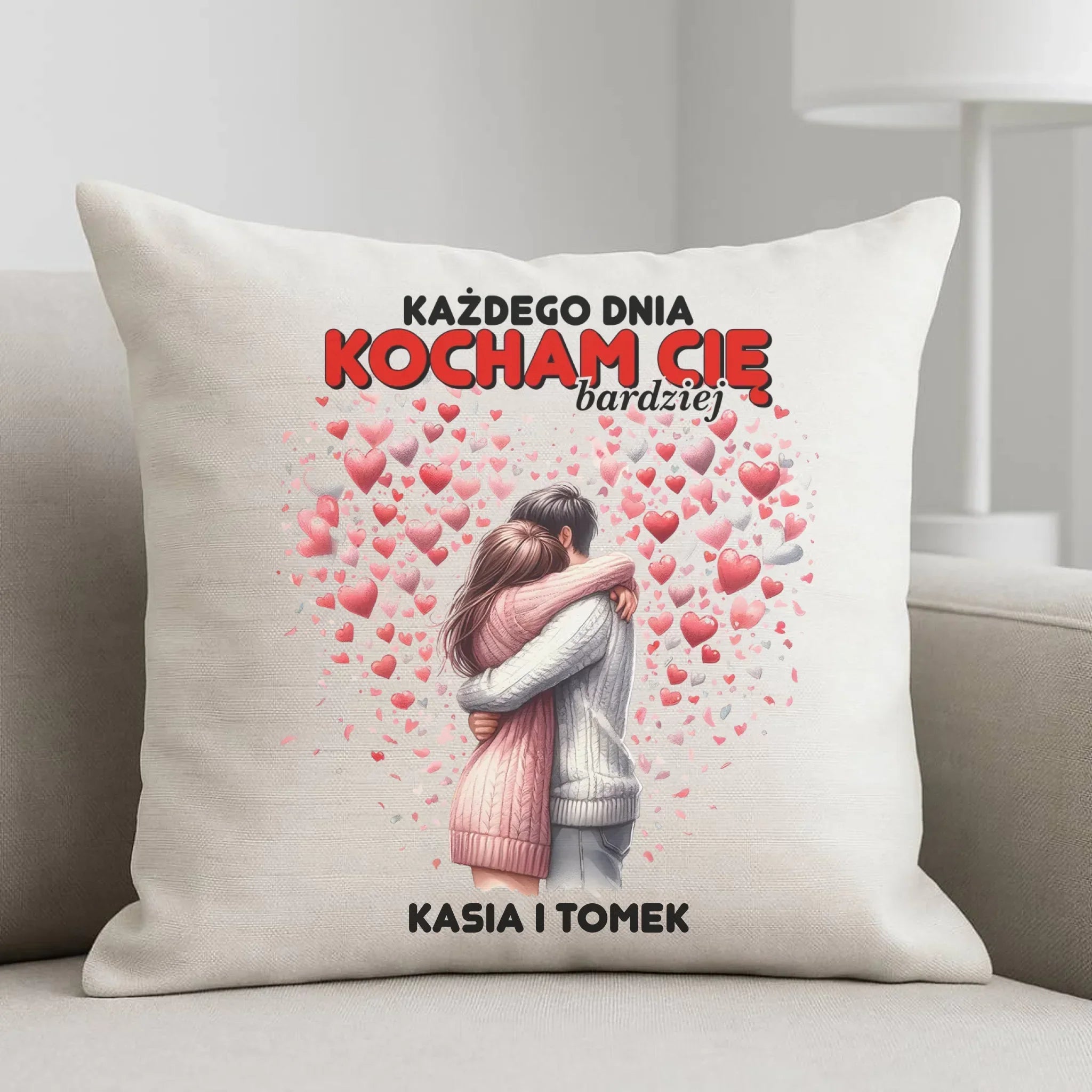 Poduszka dla par - Każdego dnia kocham Cię bardziej - personalizowana W09 - StoryCups.pl