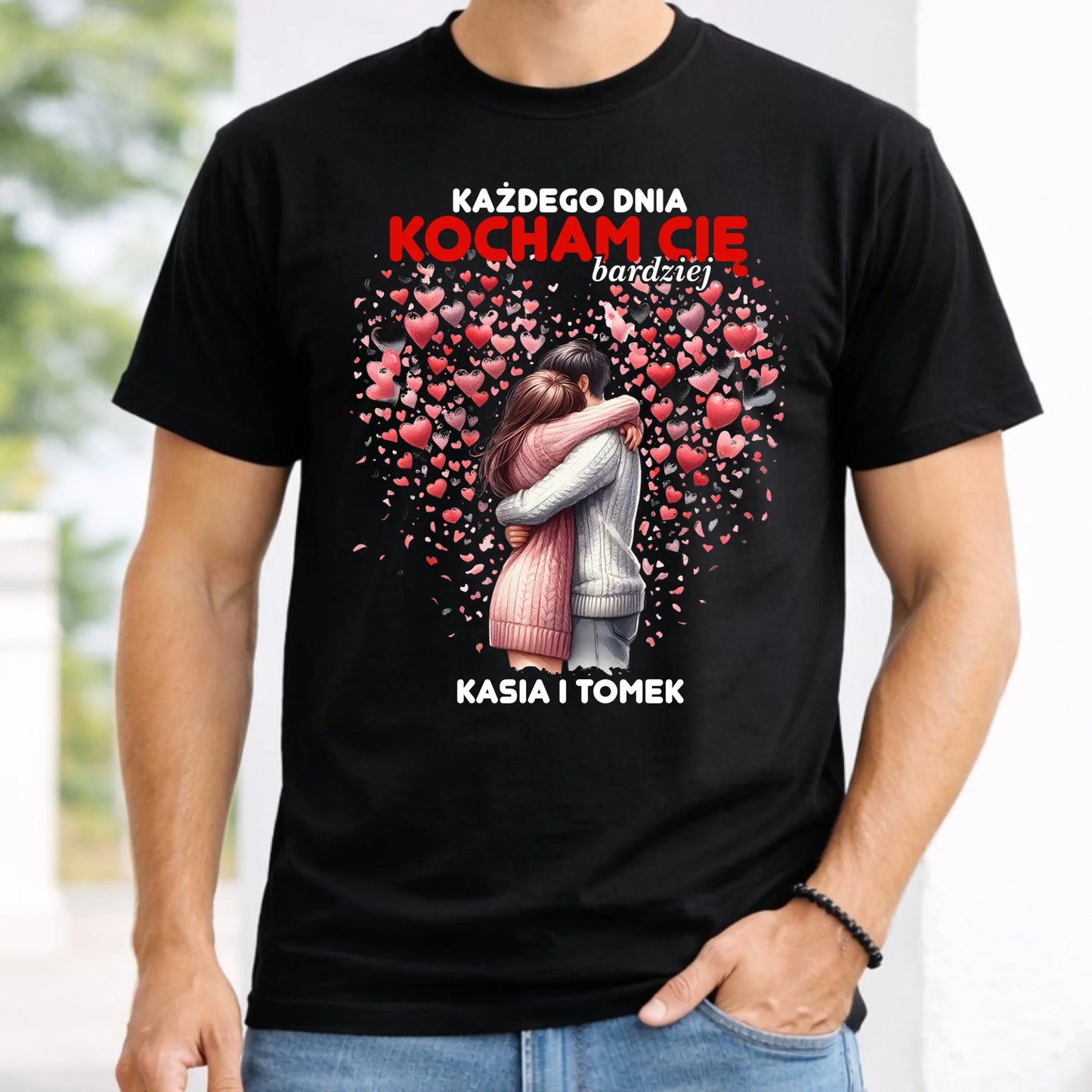 Koszulka męska dla par - Każdego dnia kocham Cię bardziej - personalizowana W09 - StoryCups.pl