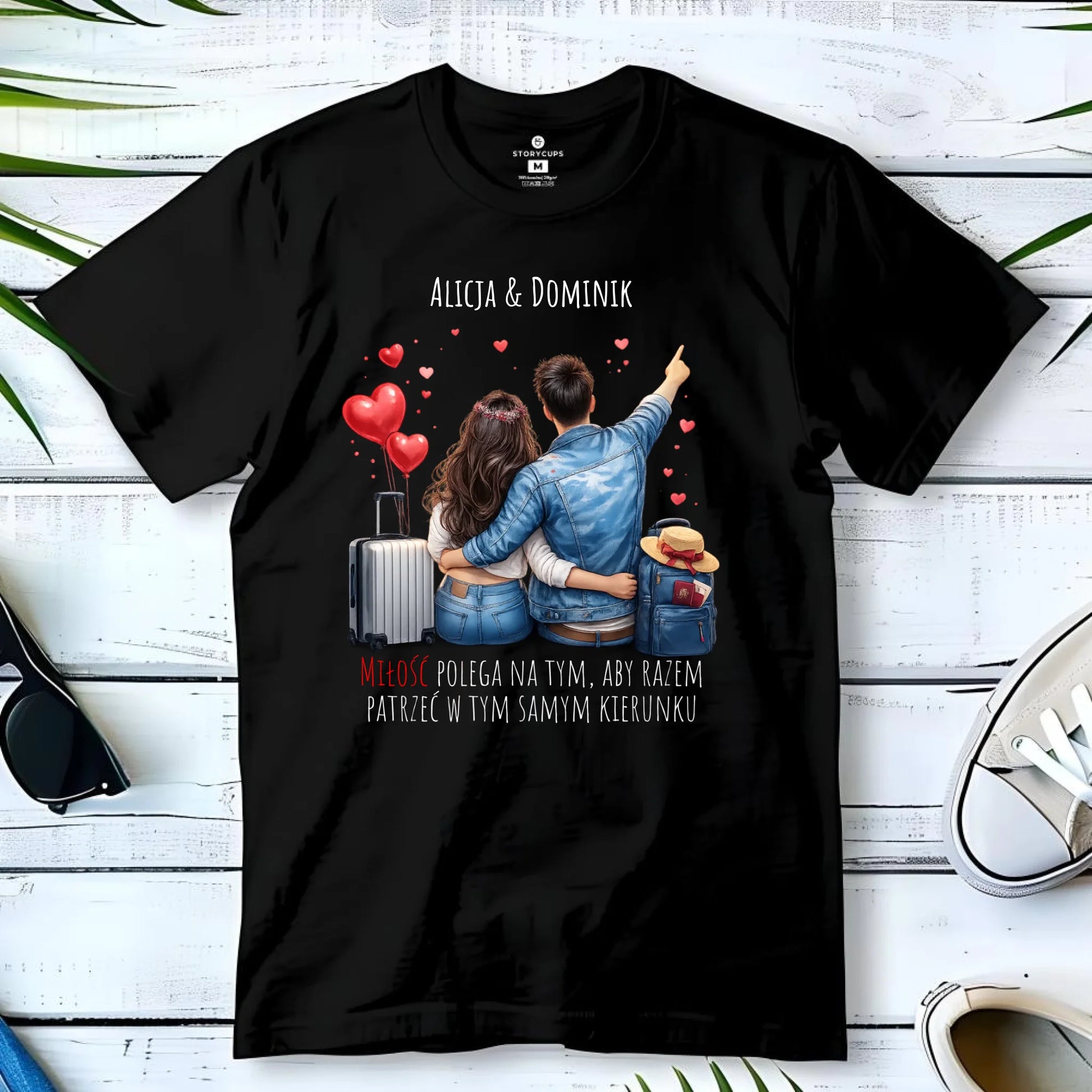 Koszulka męska dla par - Para w podróży miłość - personalizowana W12 - StoryCups.pl