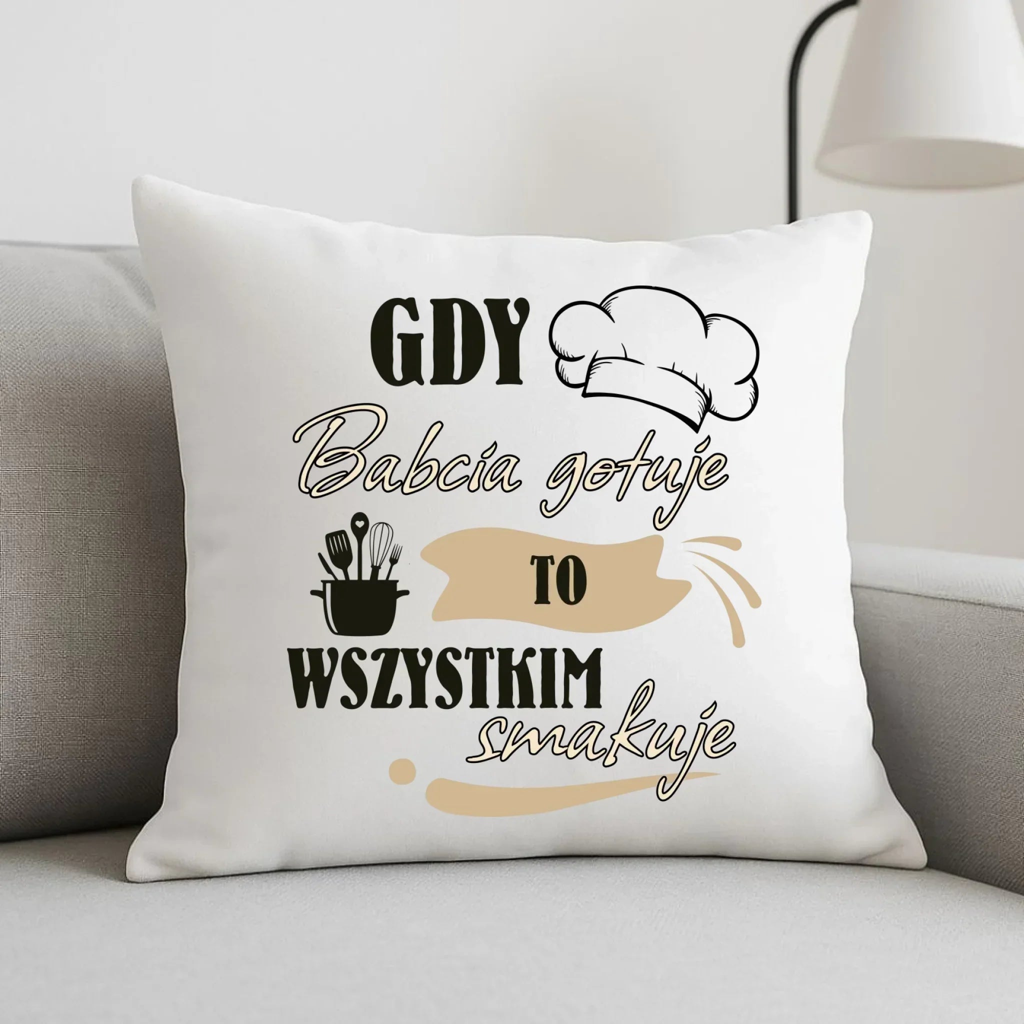 Poduszka dla babci - Gdy babcia gotuje to wszystkim smakuje B36 - StoryCups.pl