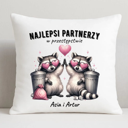 Poduszka dla par - Najlepsi partnerzy w przestępstwie - personalizowana W27 - StoryCups.pl