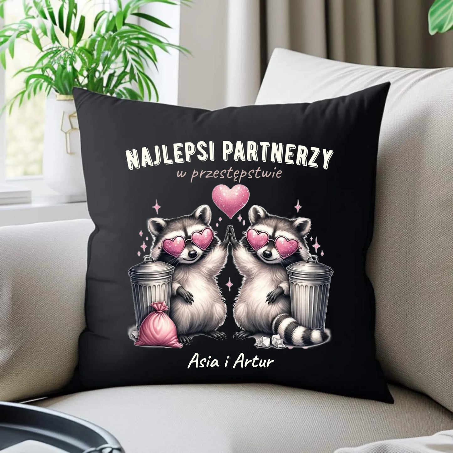 Poduszka dekoracyjna dla par - Najlepsi partnerzy w przestępstwie - personalizowana W27 - StoryCups.pl