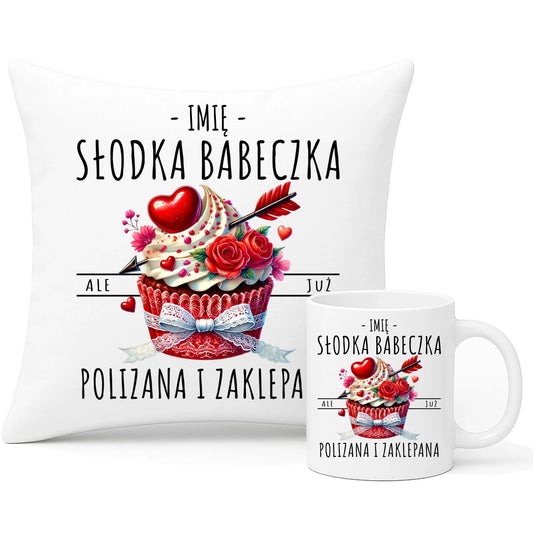 Zestaw poduszka i kubek - Słodka babeczka polizana i zaklepana - personalizowany W37 - StoryCups.pl
