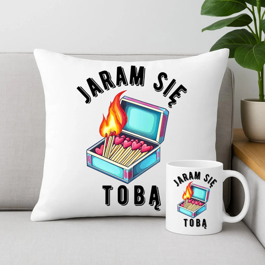Zestaw poduszka i kubek dla zakochanych - Jaram się Tobą W39 - StoryCups.pl