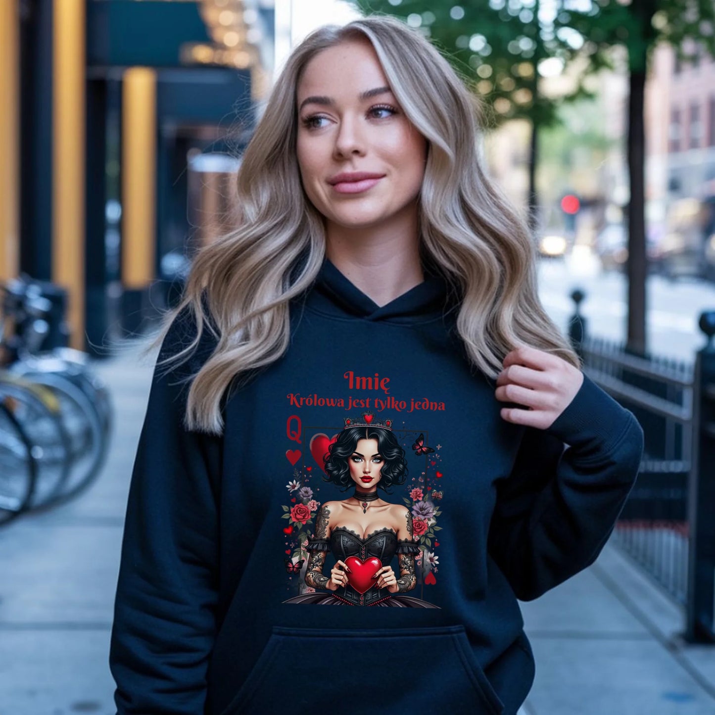 Bluza damska z kapturem - Królowa jest tylko jedna - personalizowana W46 - StoryCups.pl