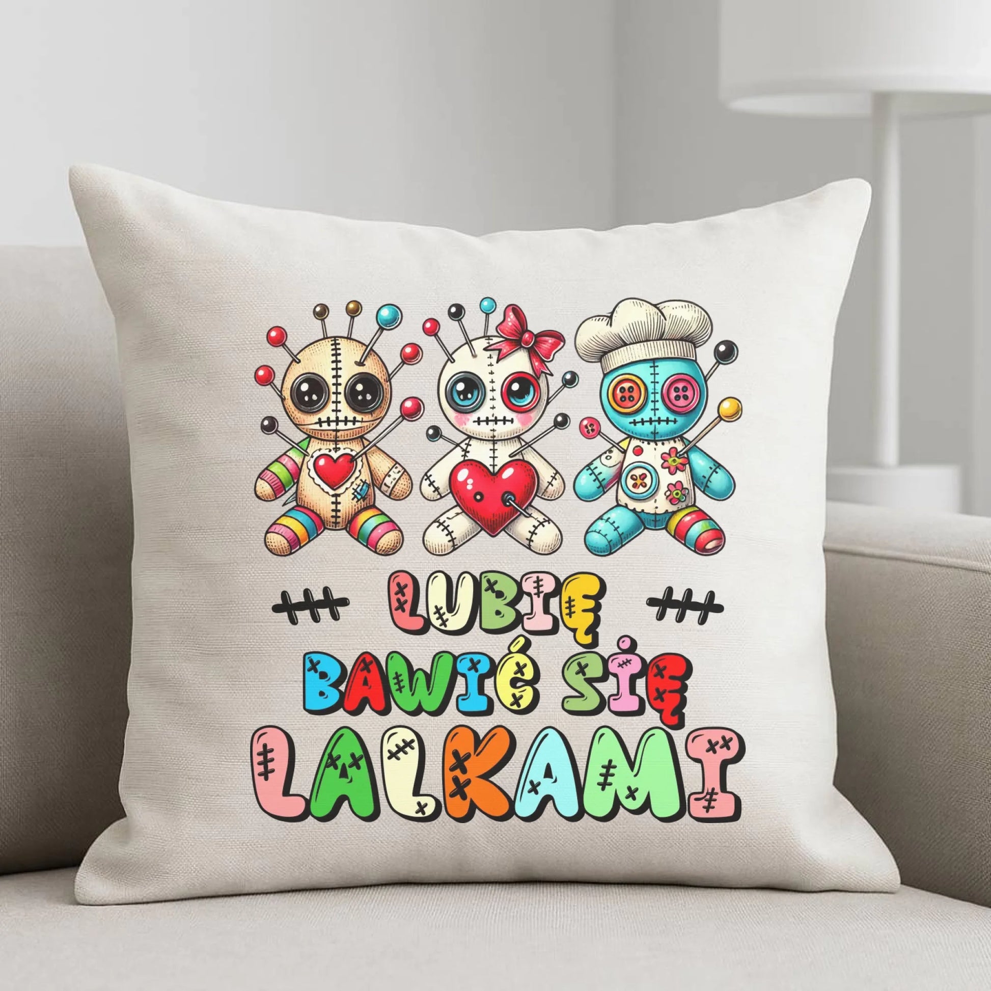 Poduszka - Voodoo Lubię bawić się lalkami W52 - StoryCups.pl