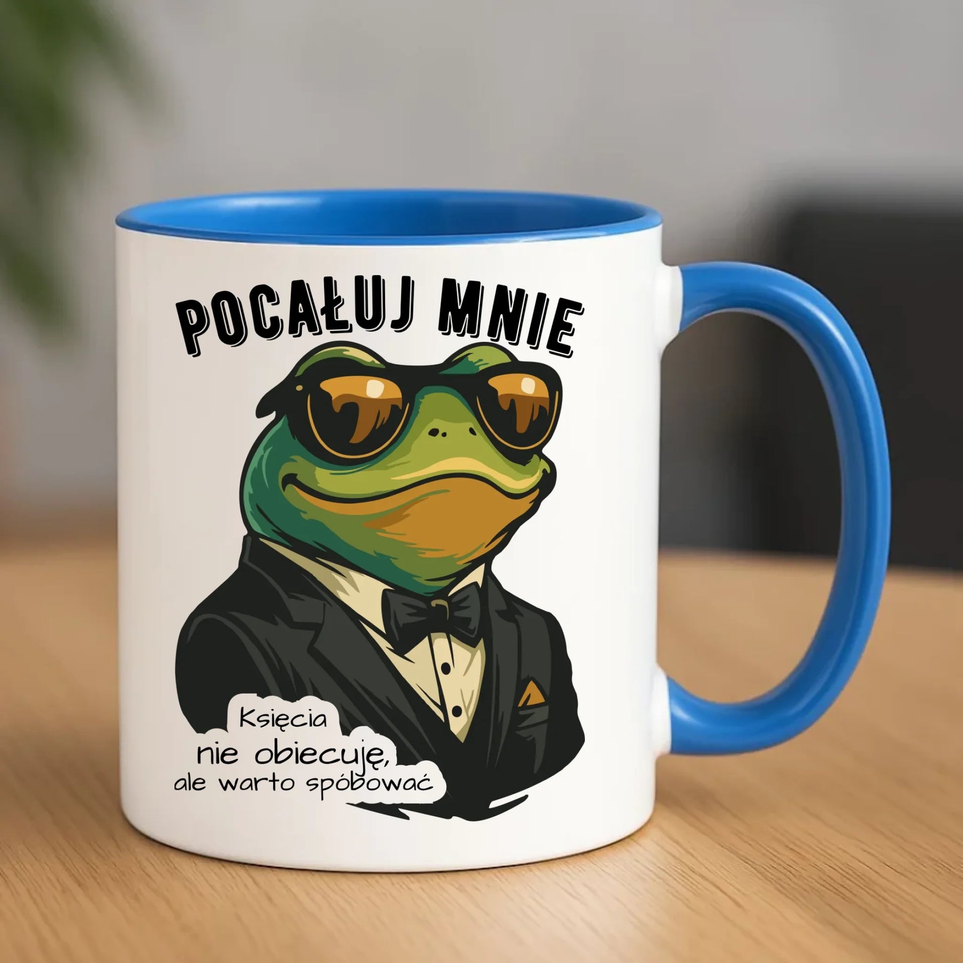Kubek - Żaba w garniturze pocałuj mnie W55 - StoryCups.pl