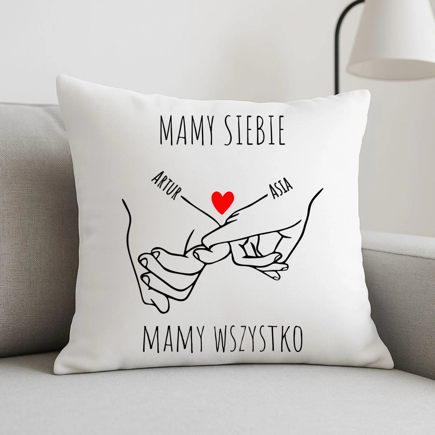 Poduszka dla par - Zaplecione ręce mamy siebie mamy wszystko - personalizowana W63 - StoryCups.pl