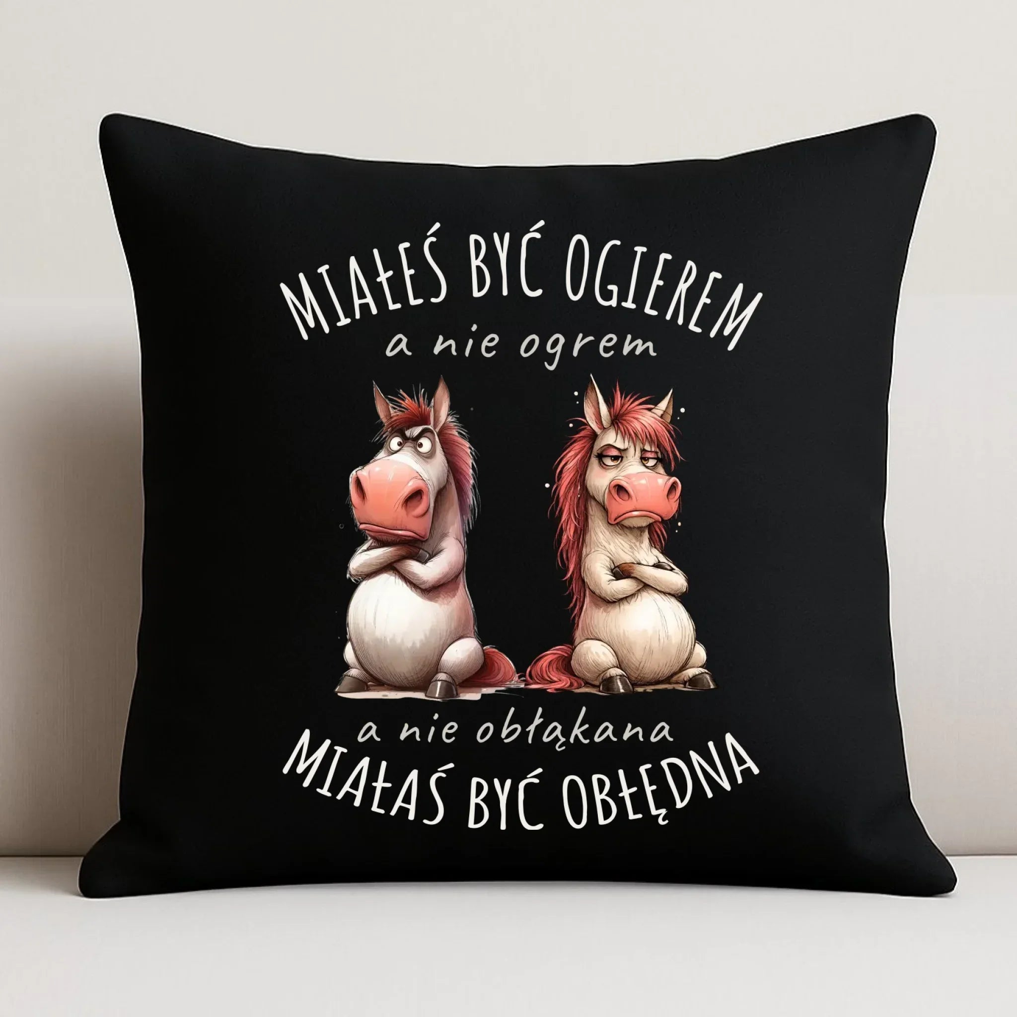 Poduszka dekoracyjna dla par - Ogier & Obłędna - śmieszna W85 - StoryCups.pl