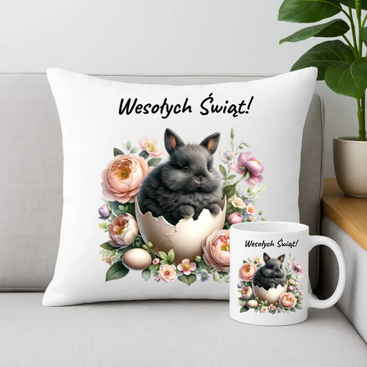 Zestaw poduszka i kubek na Wielkanoc - Zajączek w pisance Wesołych Świąt WN03 - StoryCups.pl