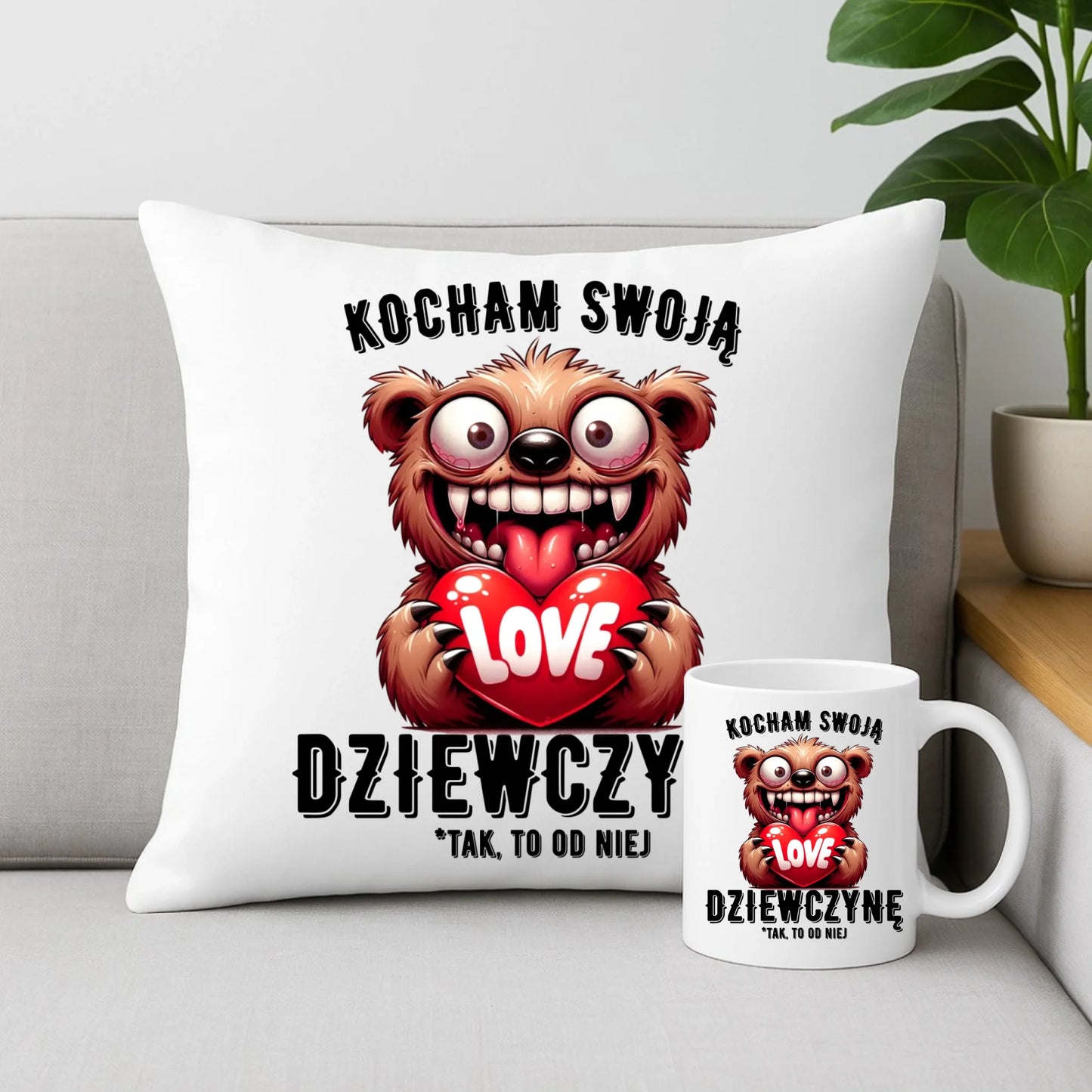 Zestaw poduszka i kubek dla chłopaka - Kocham swoją dziewczynę W30 - StoryCups.pl