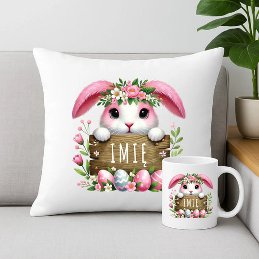 Zestaw poduszka i kubek na Wielkanoc - Słodki Różowy Zajączek - Prezent personalizowany WN07 - StoryCups.pl