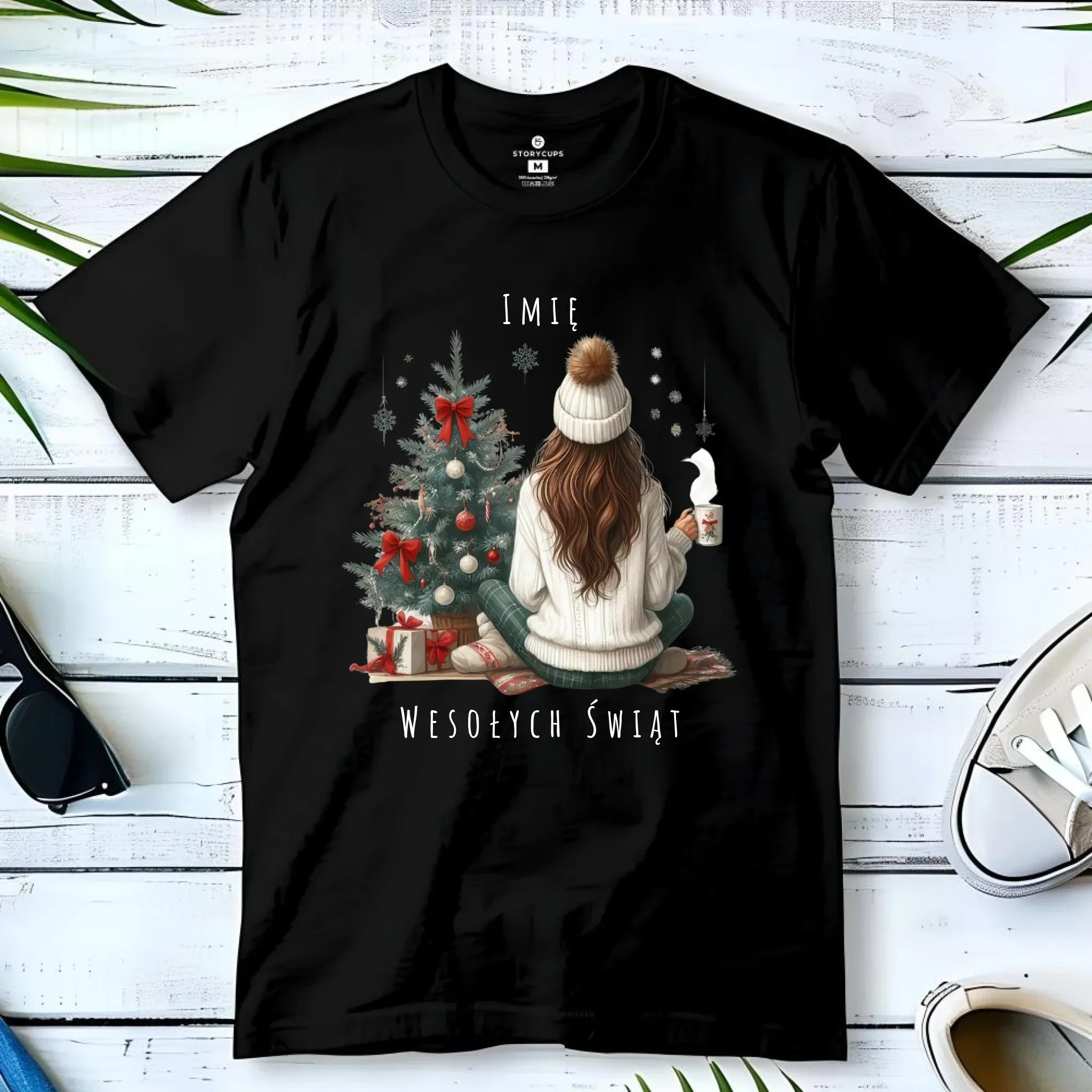 Koszulka dziecięca świąteczna - Dziewczyna przy choince - personalizowana BN15 - StoryCups.pl