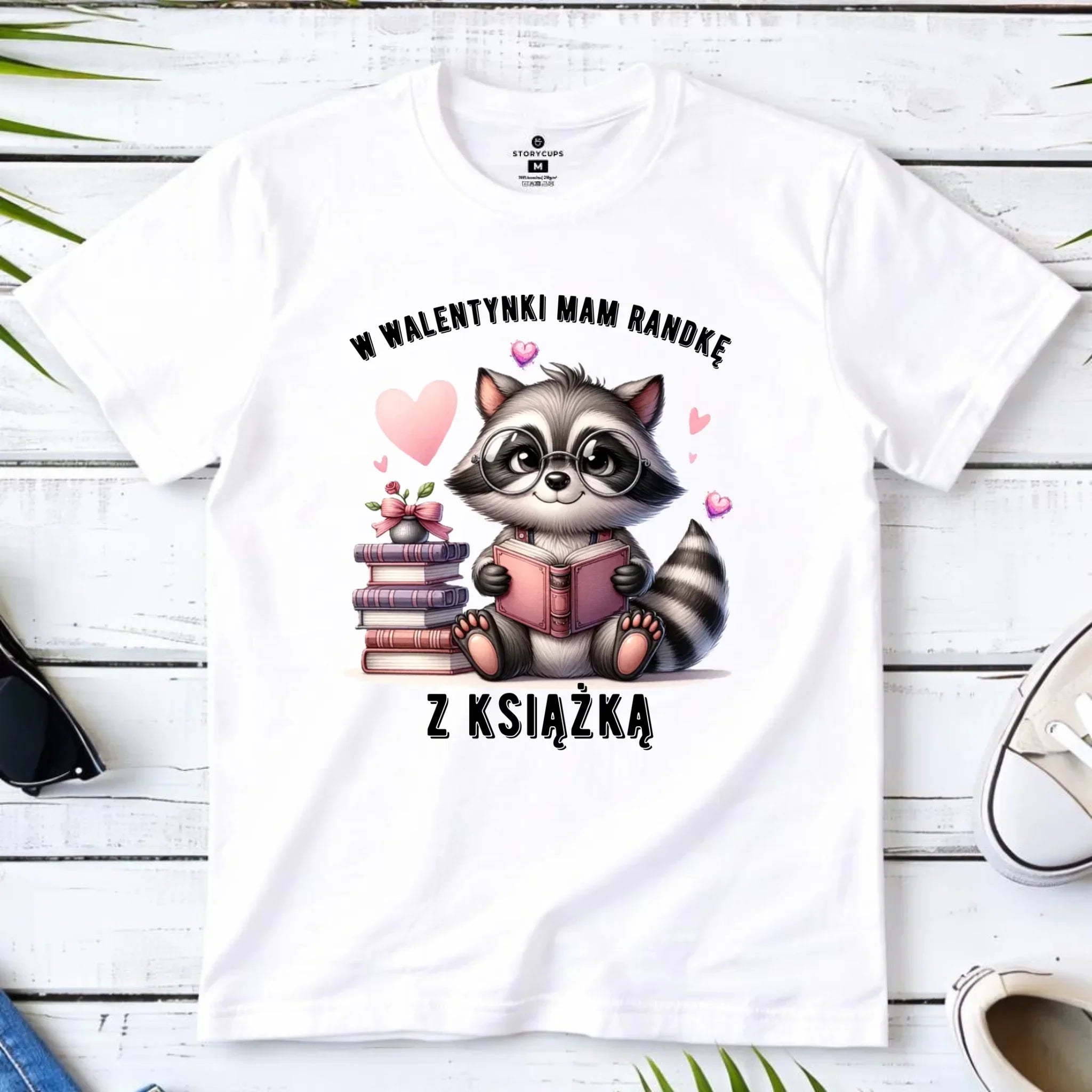 Koszulka dziecięca na Walentynki dla mola książkowego – Mam randkę z książką W20 - StoryCups.pl