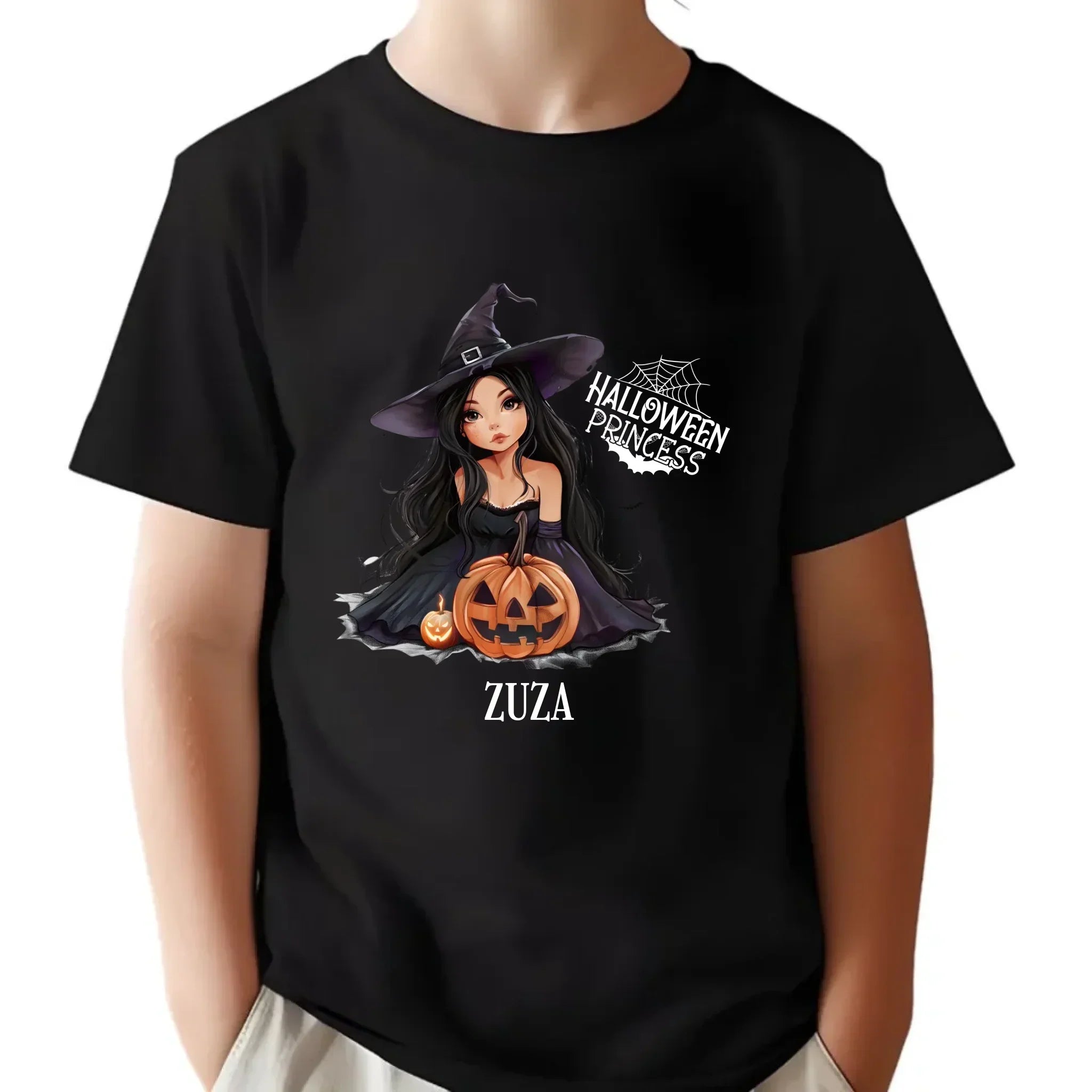 Koszulka dziecięca halloweenowa - Czarownica z dynią - personalizowana HL10 - StoryCups.pl