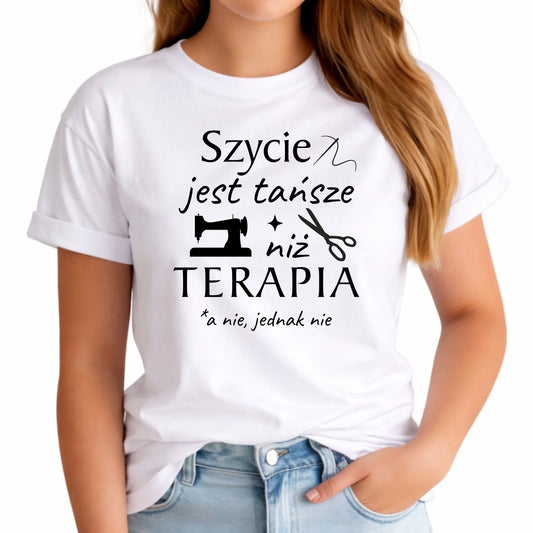 Koszulka damska szyciowa dla krawcowej - Szycie tańsze niż terapia HS04 - StoryCups.pl