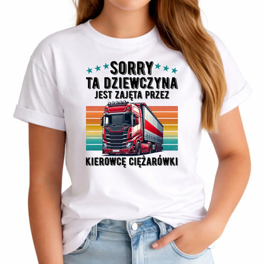Koszulka damska - Ta dziewczyna jest zajęta przez kierowcę ciężarówki ZKT12 - StoryCups.pl