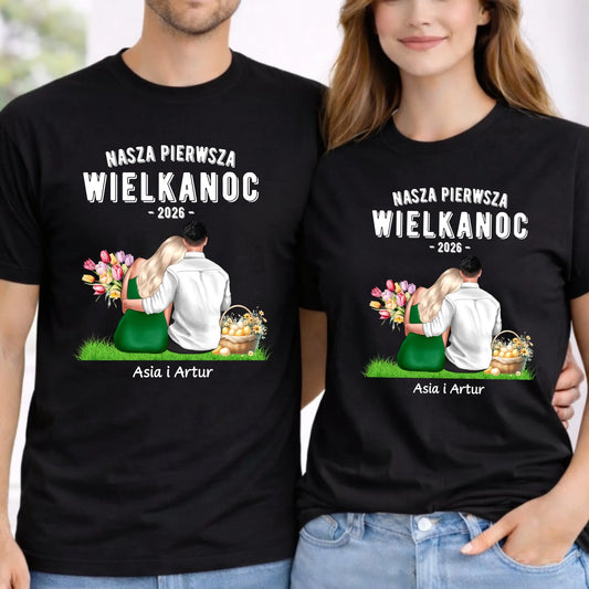 Zestaw koszulek wielkanocnych dla par - Nasza Pierwsza Wielkanoc - personalizowany WN16 - StoryCups.pl