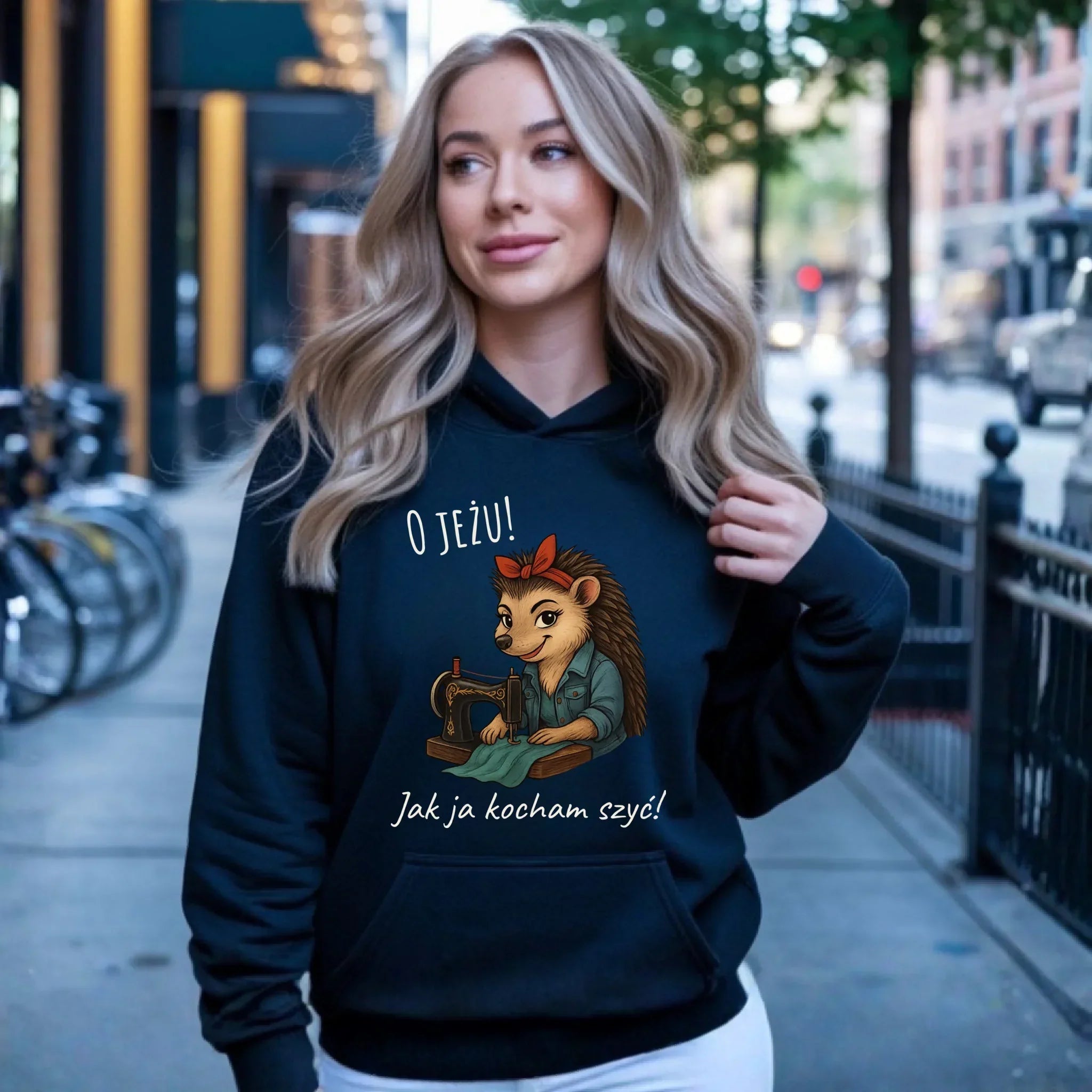 Bluza damska z kapturem szyciowa dla krawcowej - O JEŻU! Jak ja kocham szyć! HS09 - StoryCups.pl