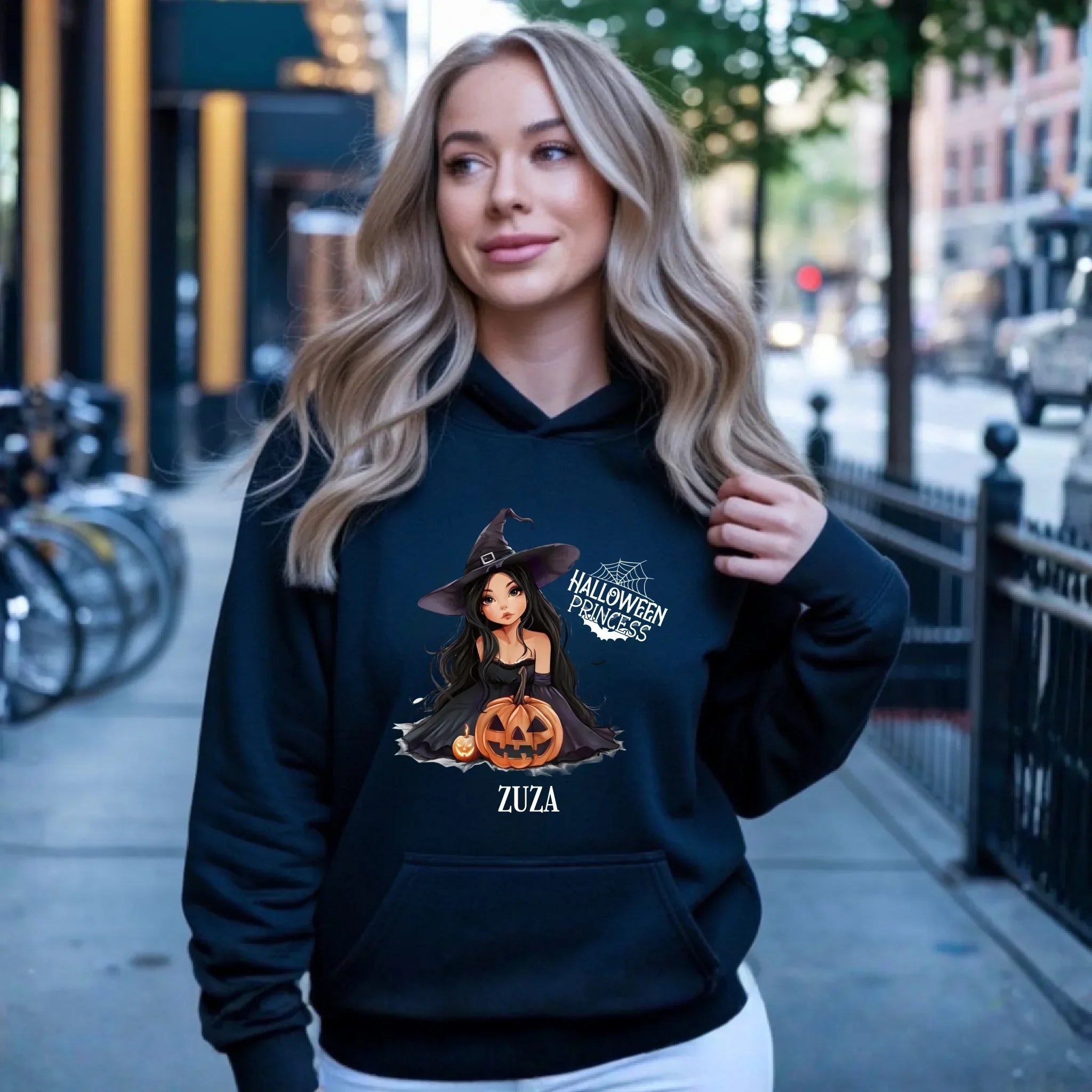 Bluza damska z kapturem halloweenowa - Czarownica z dynią - personalizowana HL10 - StoryCups.pl