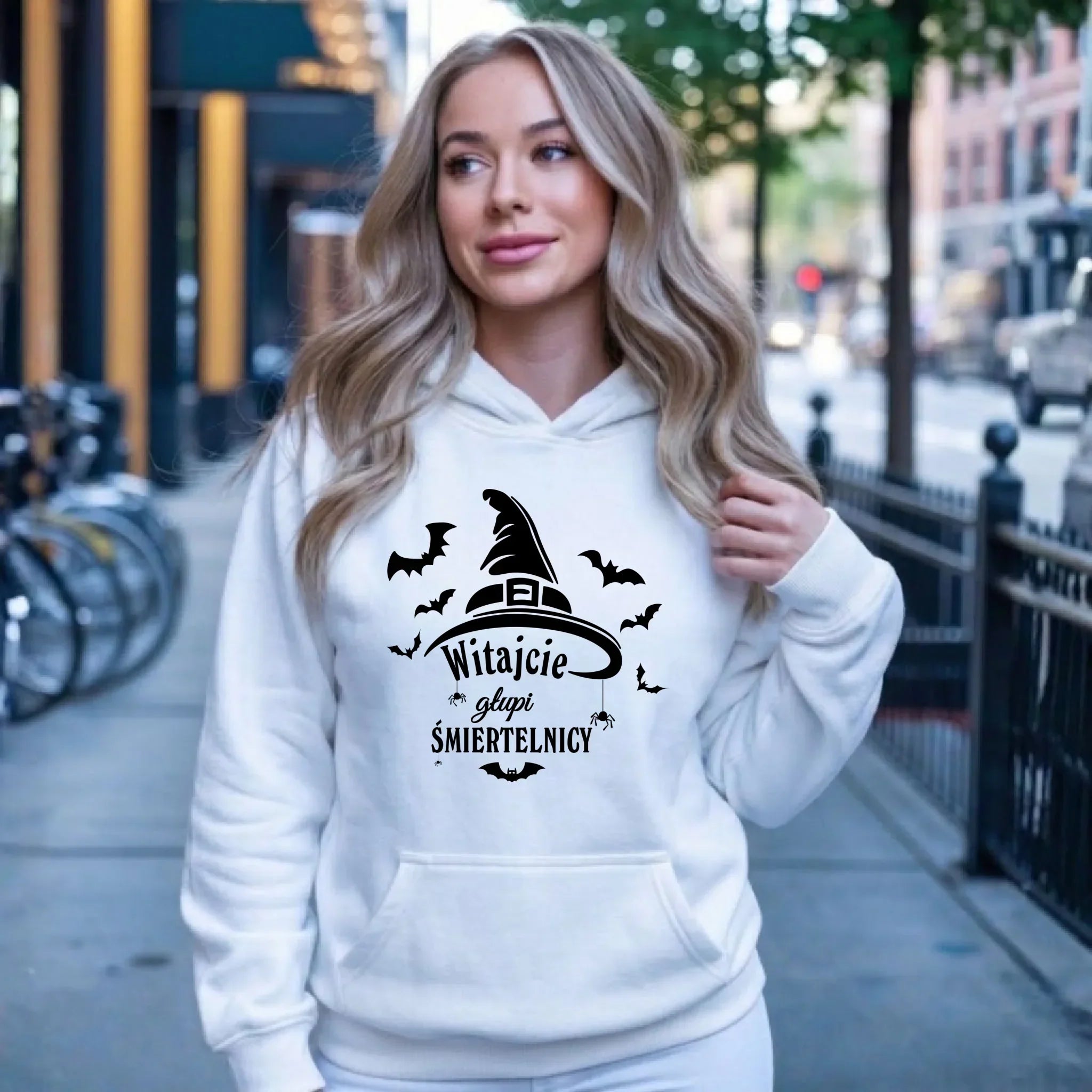 Bluza damska z kapturem na Halloween - Witajcie głupi śmiertelnicy HL23 - StoryCups.pl