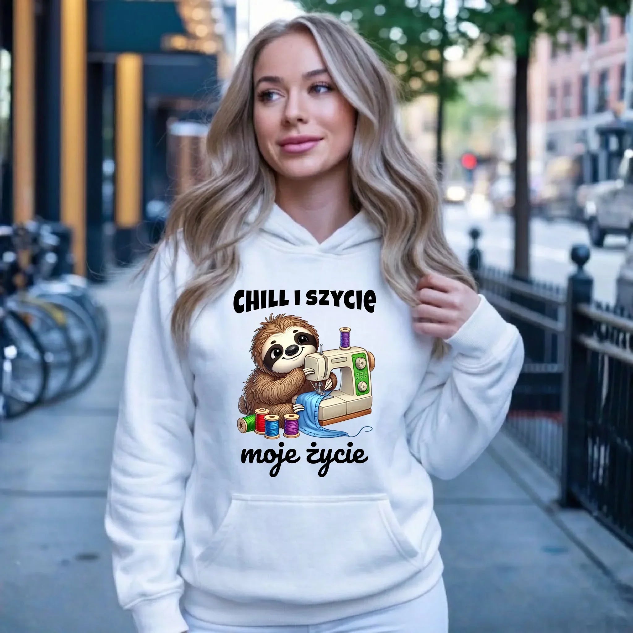 Bluza damska z kapturem szyciowa dla krawcowej - Chill i szycie moje życie HS17 - StoryCups.pl