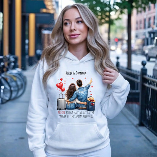 Bluza damska z kapturem dla par - Para w podróży miłość - personalizowana W12 - StoryCups.pl