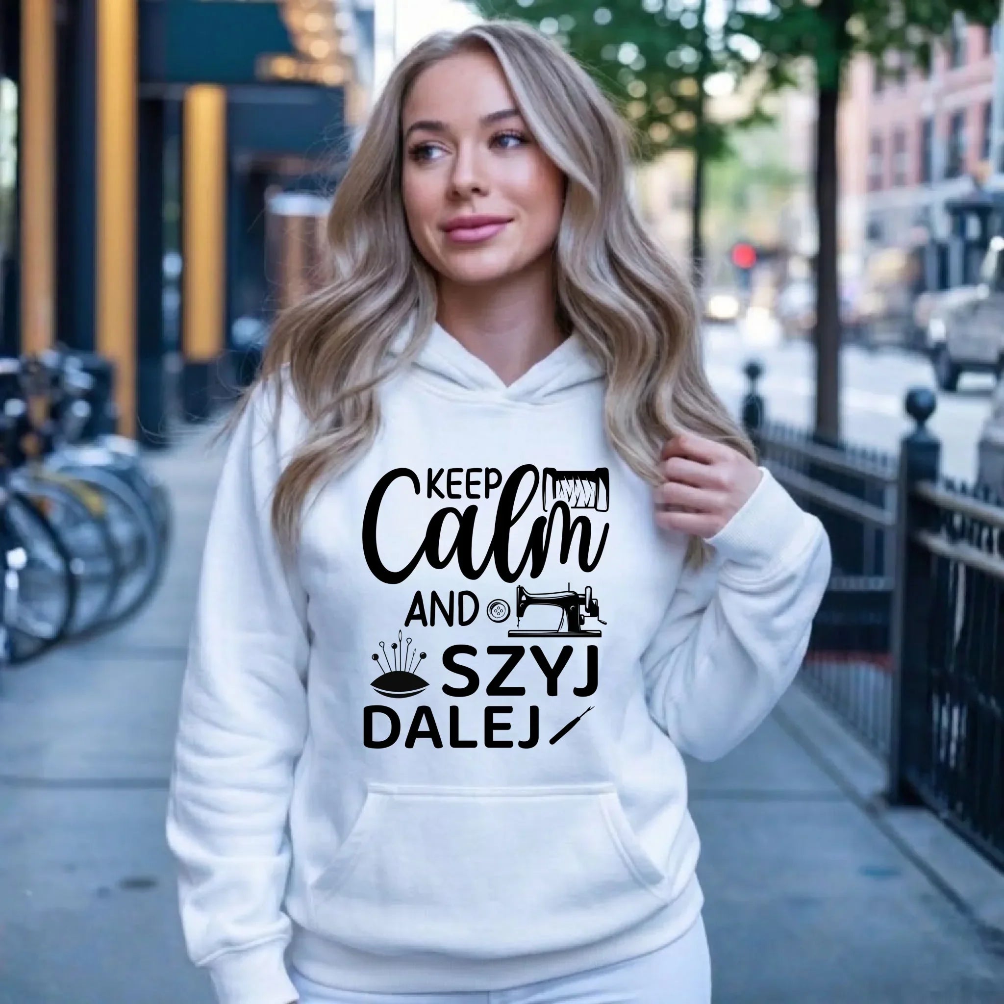 Bluza damska z kapturem szyciowa dla krawcowej - KEEP CALM and SZYJ DALEJ HS31 - StoryCups.pl