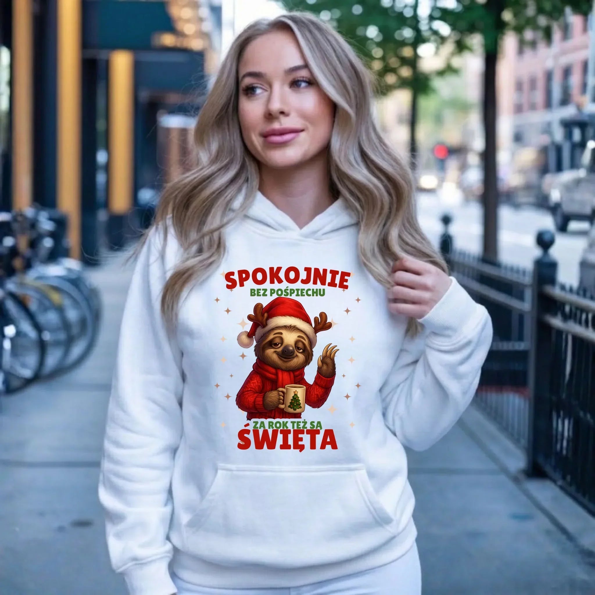Bluza damska z kapturem świąteczna - Leniwiec Za rok też są święta BN92 - StoryCups.pl