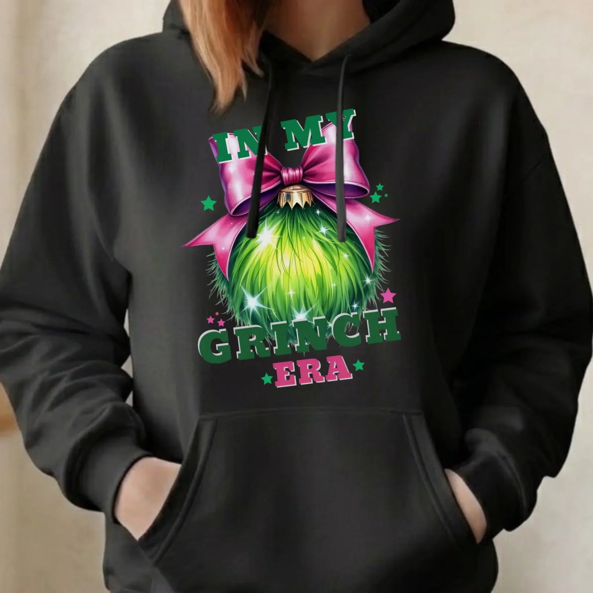Bluza damska z kapturem świąteczna - In my Grinch era BN26 - StoryCups.pl