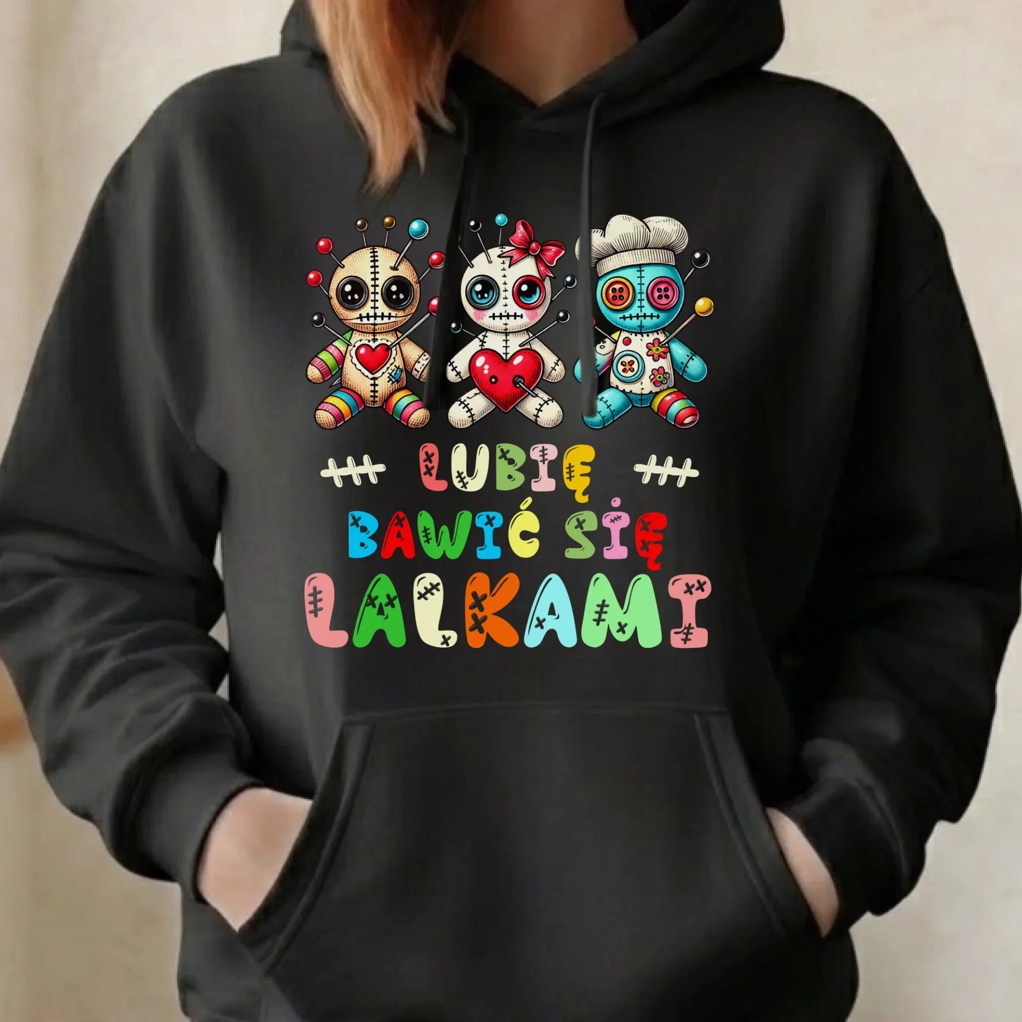Bluza damska z kapturem - Voodoo Lubię bawić się lalkami W52 - StoryCups.pl