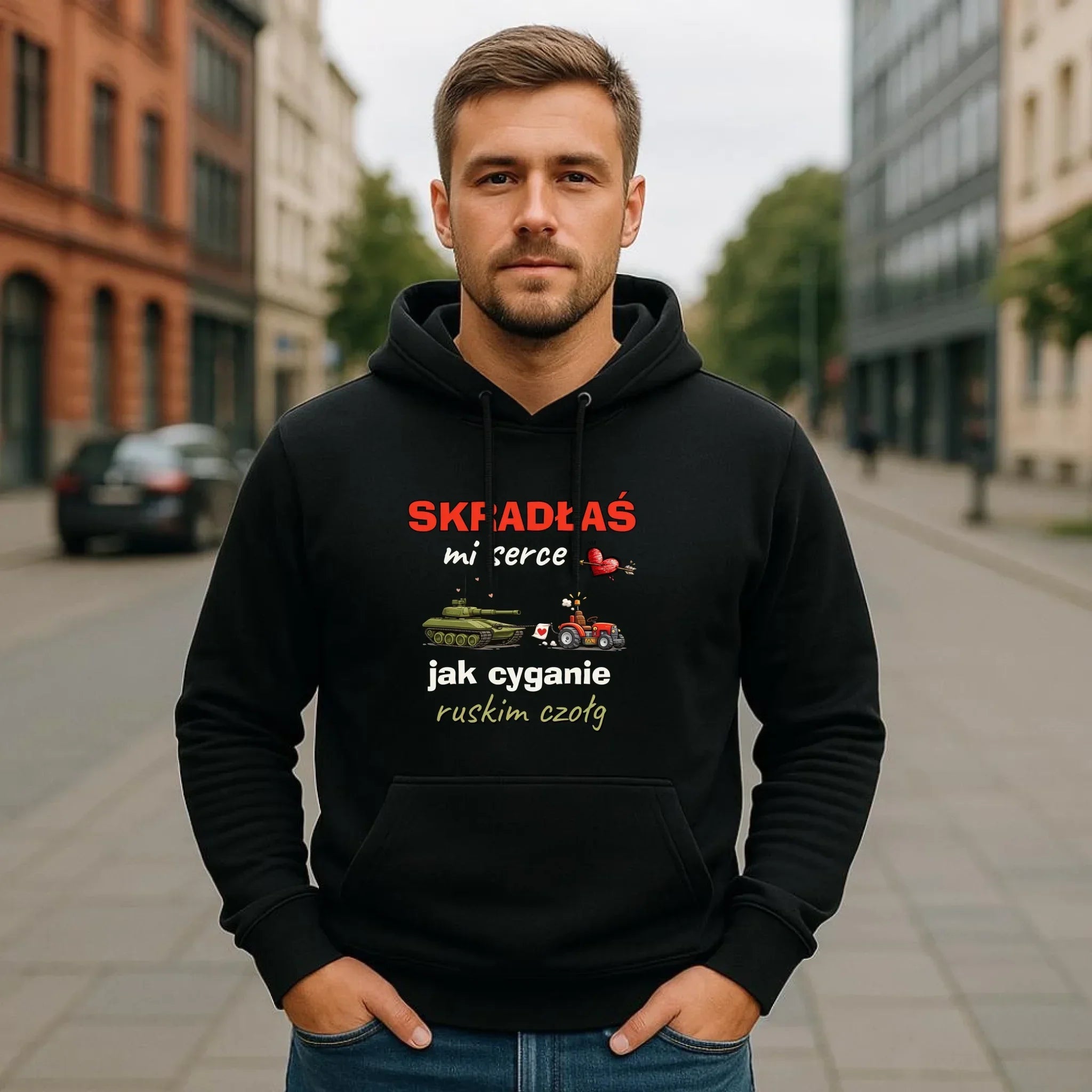 Bluza męska z kapturem - Skradłaś mi serce jak cyganie ruskim czołg W76 - StoryCups.pl