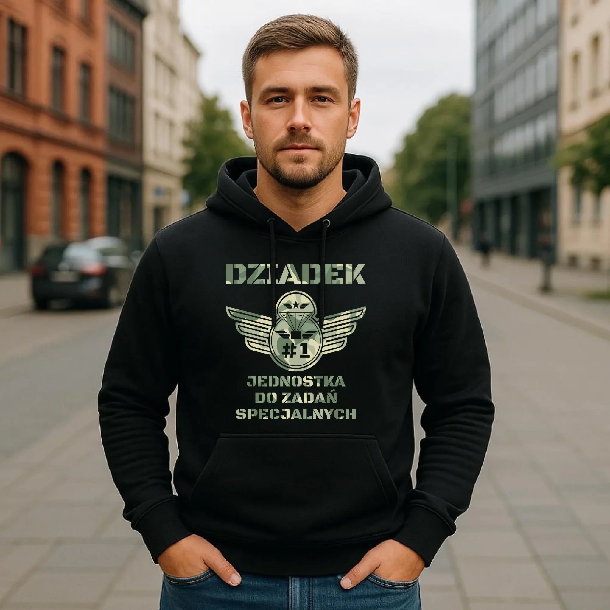 Bluza z kapturem dla dziadka - Dziadek jednostka do zadań specjalnych D31 - StoryCups.pl