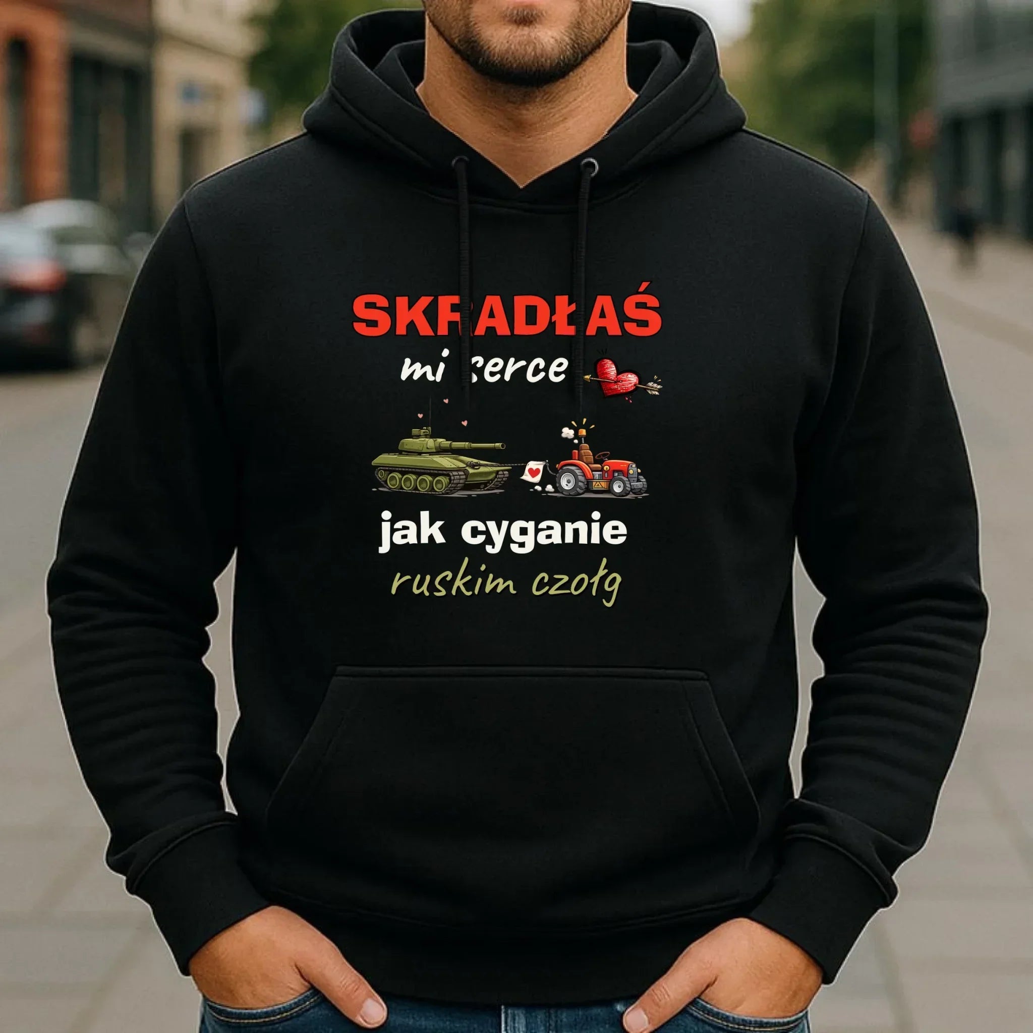 Bluza męska z kapturem - Skradłaś mi serce jak cyganie ruskim czołg W76 - StoryCups.pl