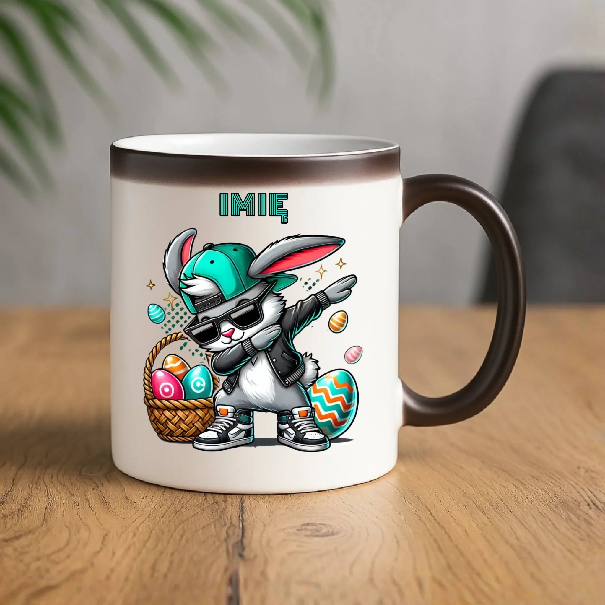 Kubek magiczny wielkanocny - Zajączek Dab dance - personalizowany WN09 - StoryCups.pl