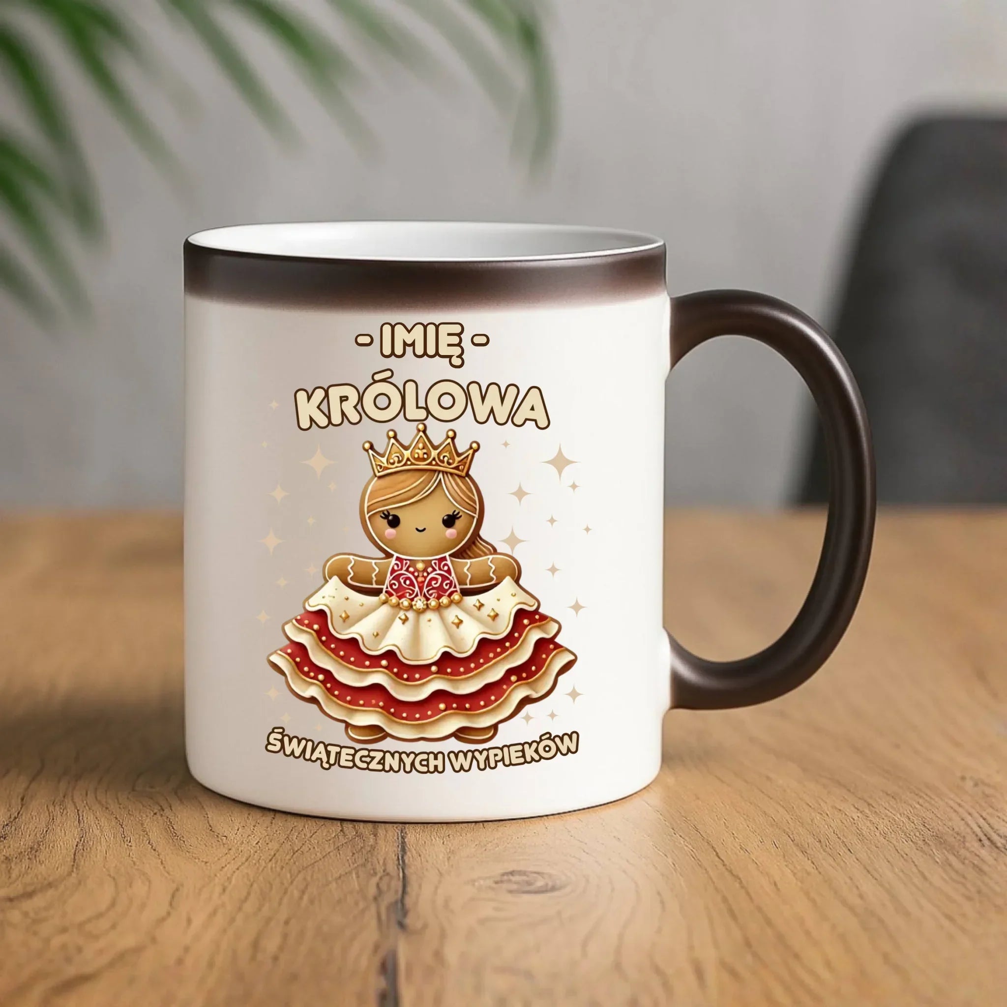 Kubek magiczny świąteczny - Królowa świątecznych wypieków - personalizowany BN28 - StoryCups.pl
