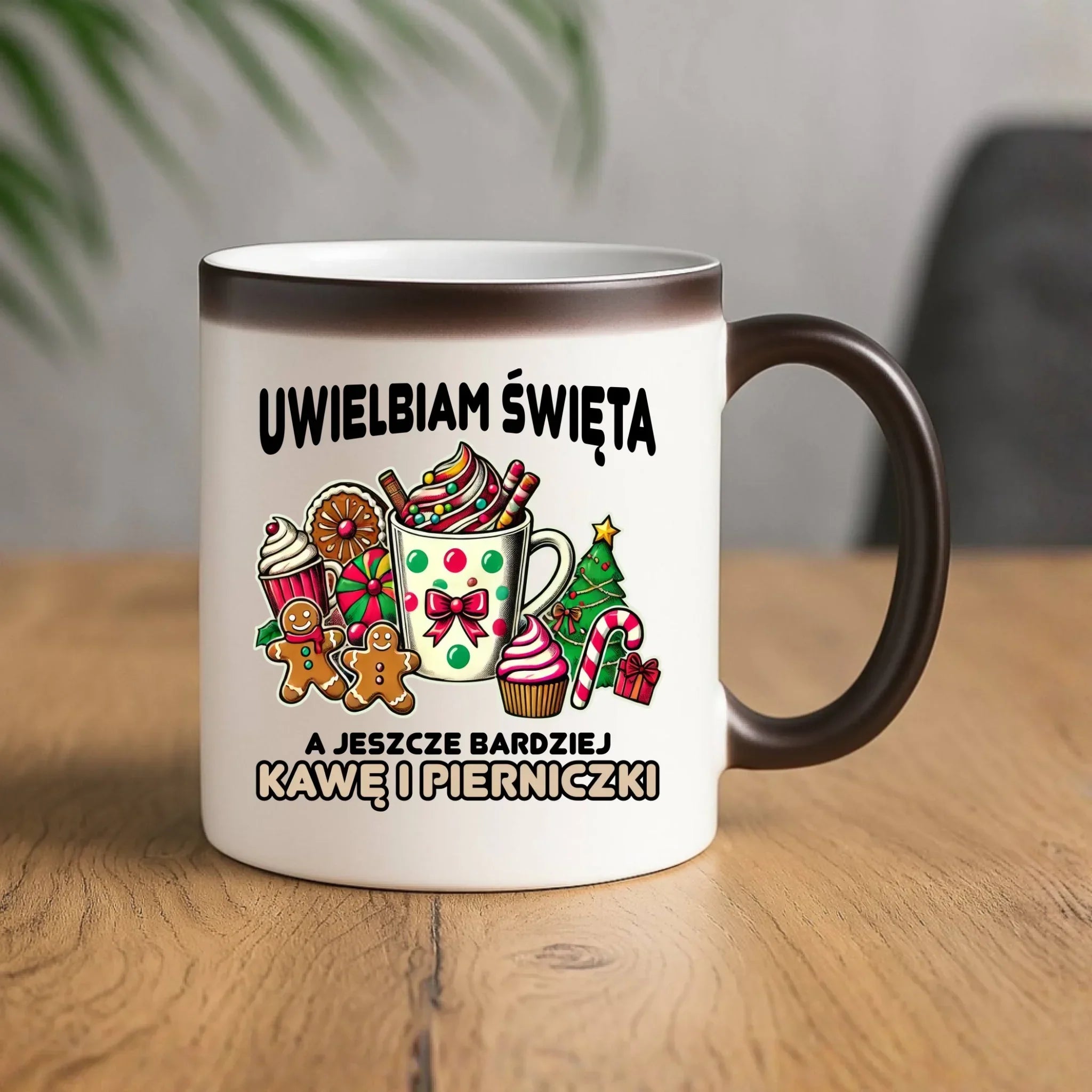 Kubek magiczny świąteczny - Uwielbiam święta kawę i pierniczki BN47 - StoryCups.pl