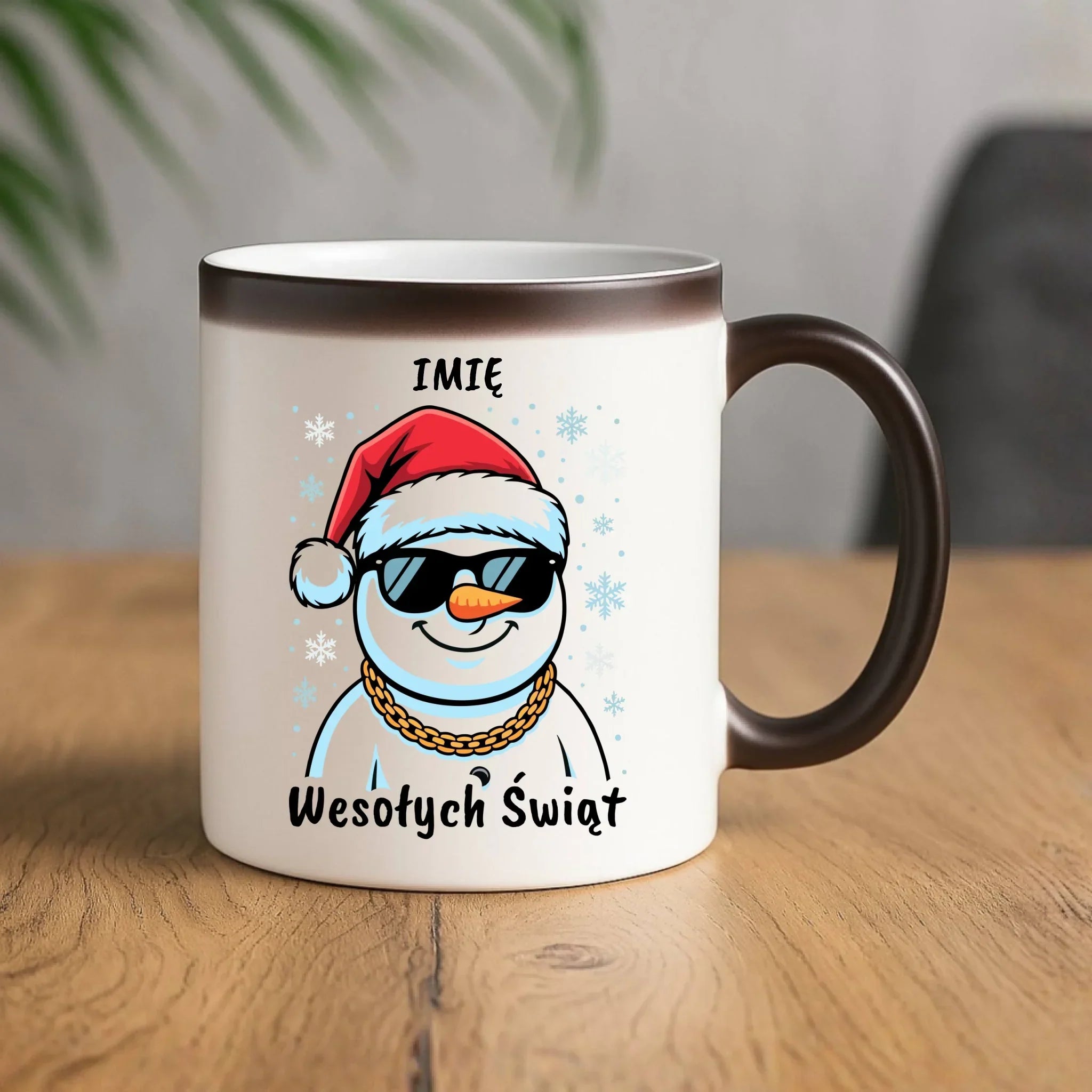 Kubek magiczny świąteczny - Wesoły bałwan Wesołych Świąt - personalizowany BN82 - StoryCups.pl