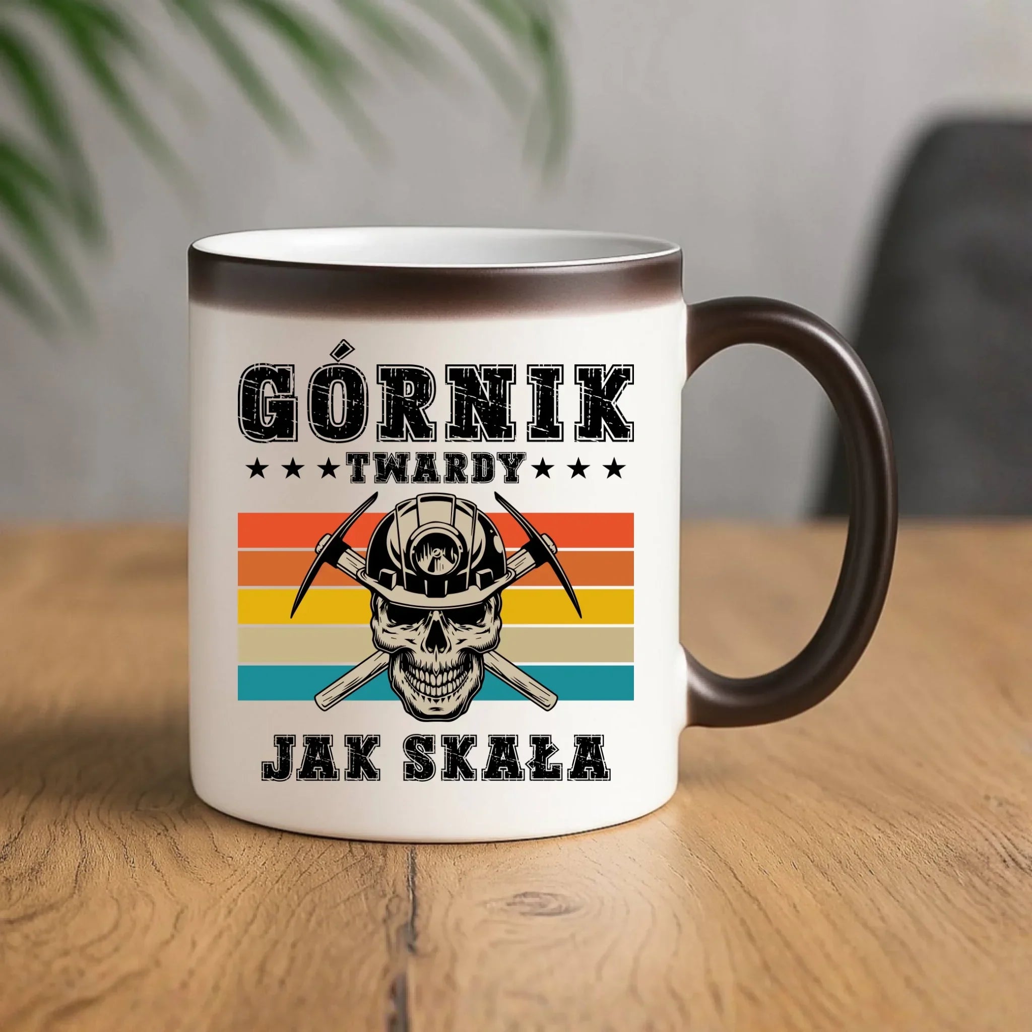 Kubek magiczny - prezent dla górnika - Górnik twardy jak skała G21 - StoryCups.pl