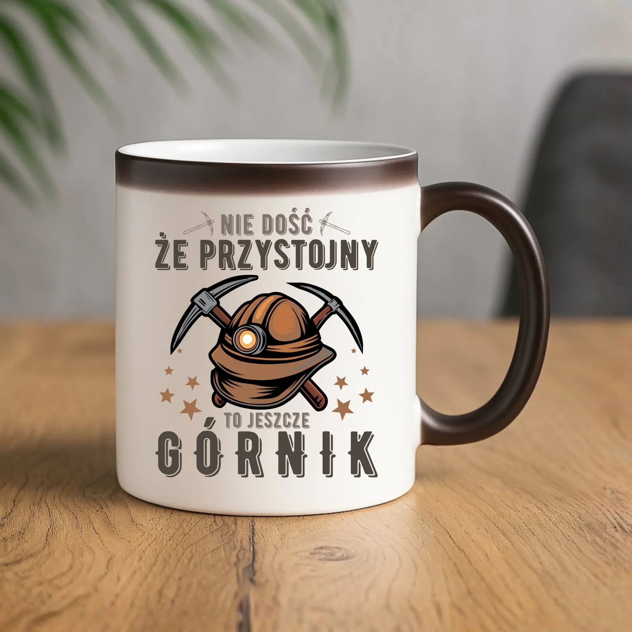 Kubek magiczny - prezent dla górnika - Nie dość, że przystojny to jeszcze górnik G16 - StoryCups.pl