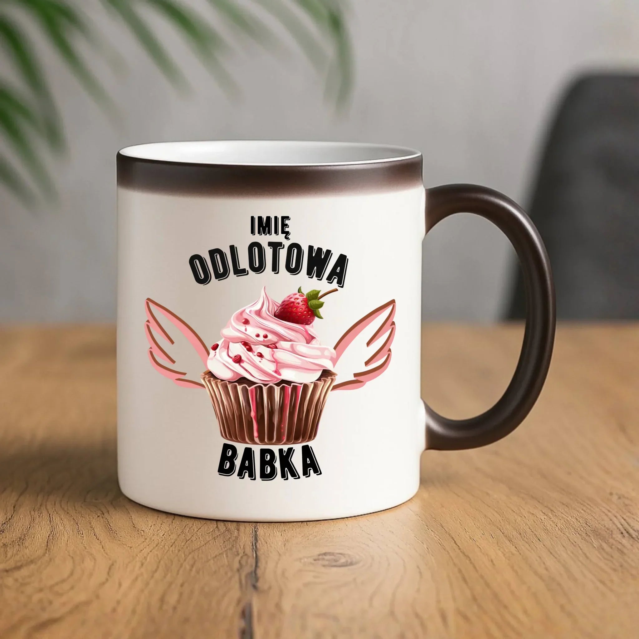 Kubek magiczny - Odlotowa babka - personalizowany DZ06 - StoryCups.pl
