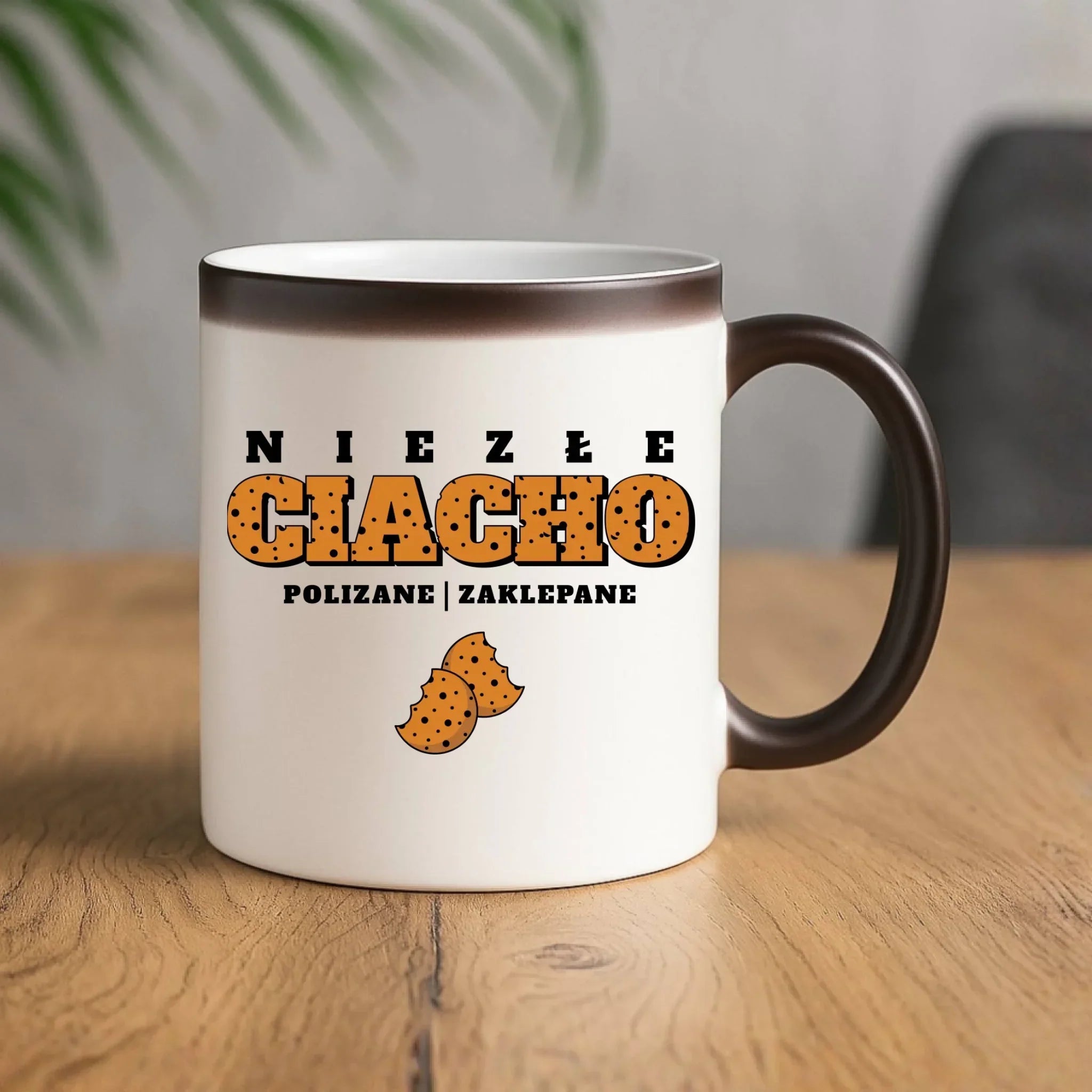 Kubek magiczny - prezent dla chłopaka męża - Niezłe ciacho polizane zaklepane DCH30 - StoryCups.pl