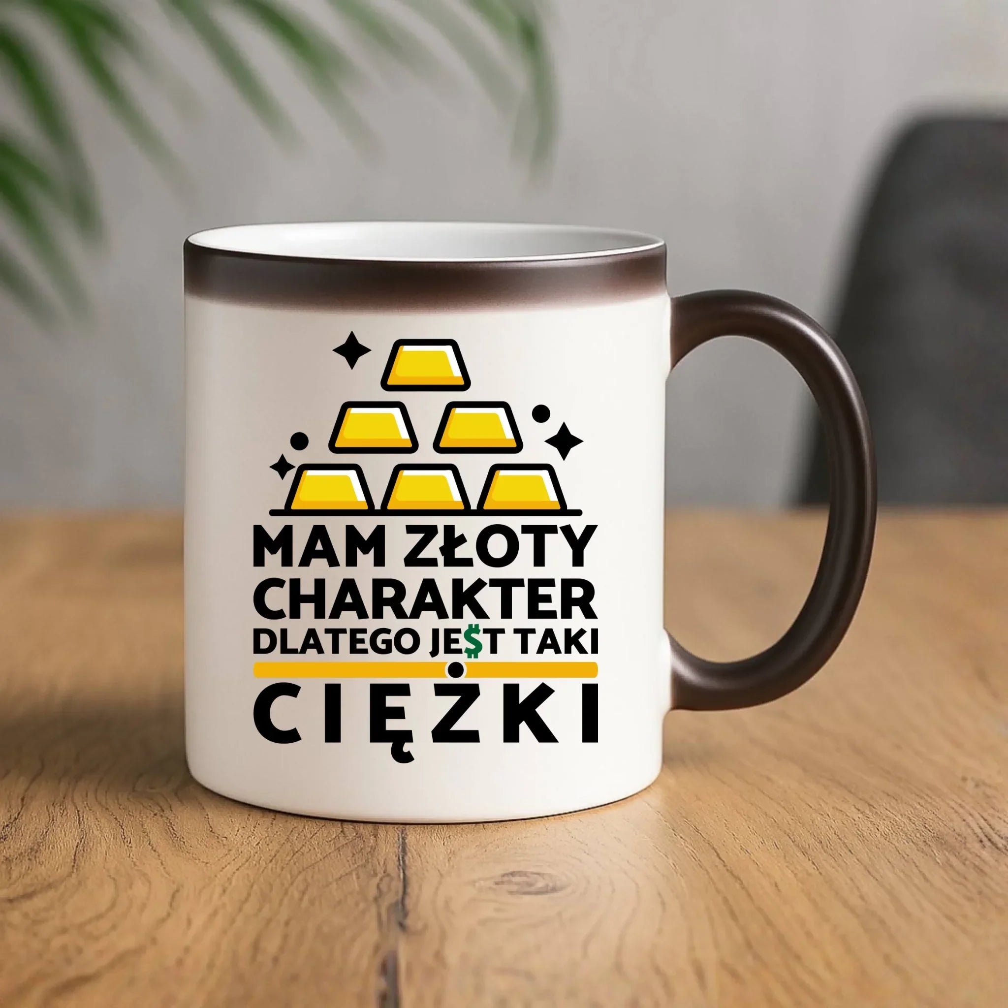 Kubek magiczny - prezent dla chłopaka - Złoty charakter DCH16 - StoryCups.pl